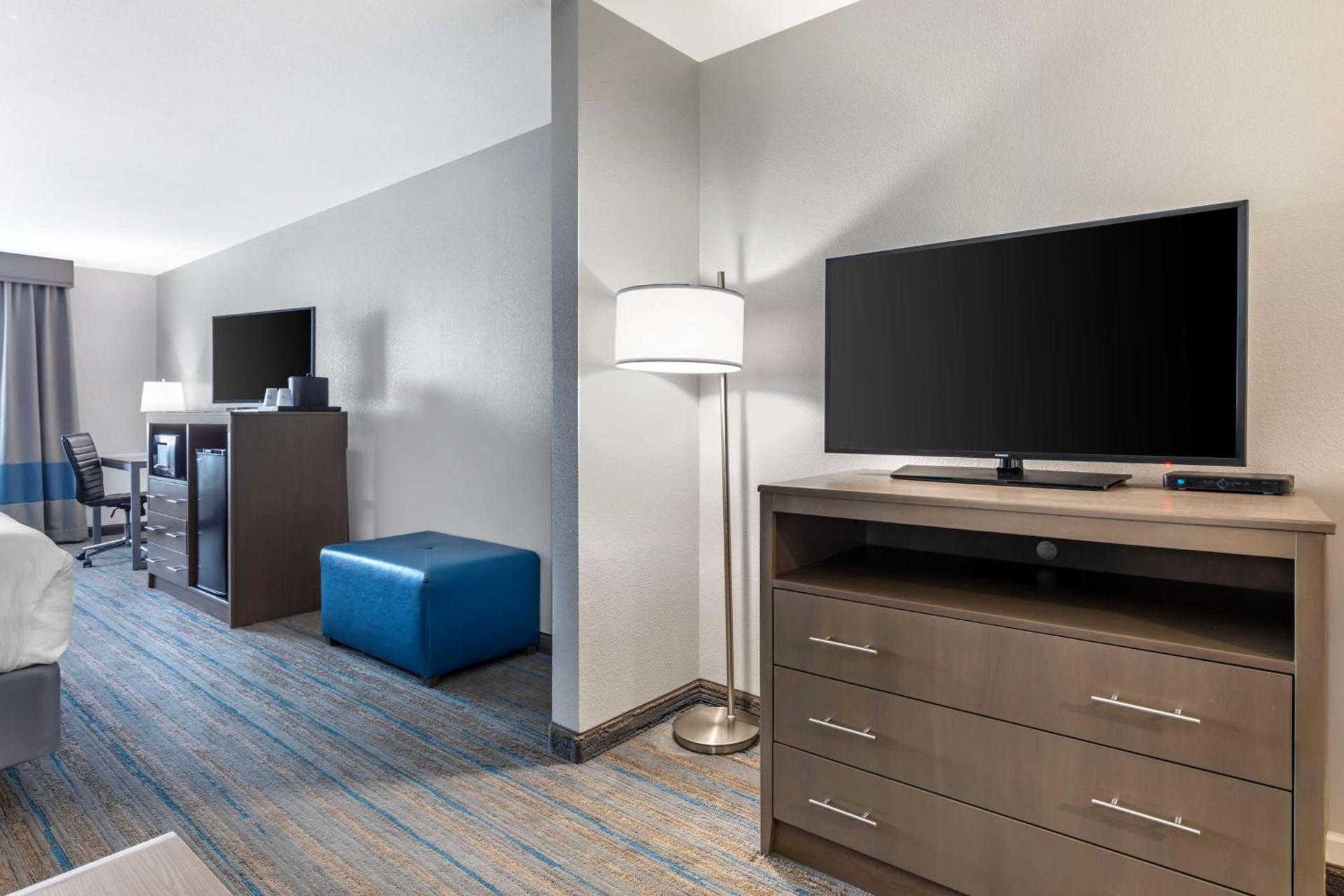 Best Western Plus Stephenville Inn photo 19