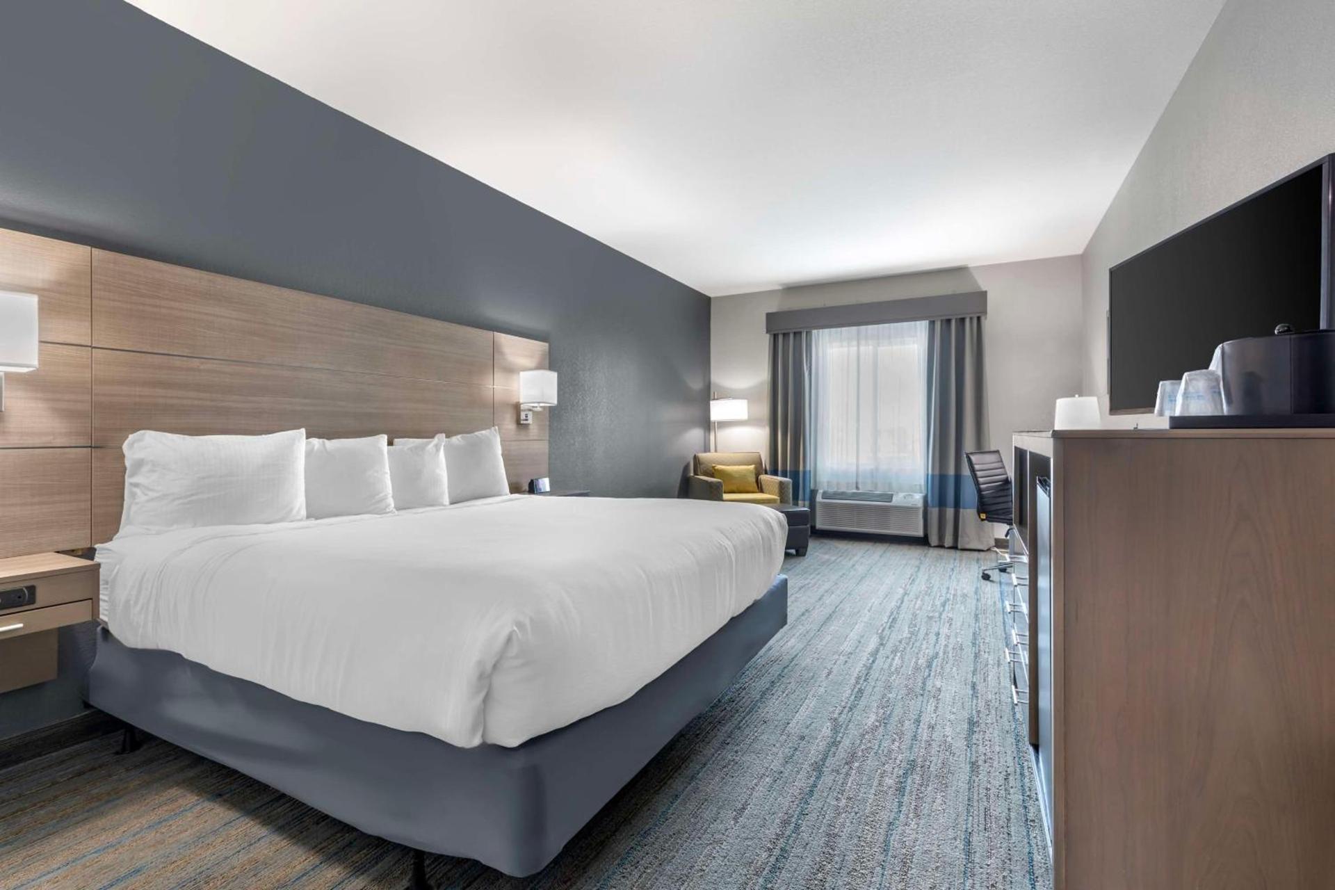 Best Western Plus Stephenville Inn photo 23