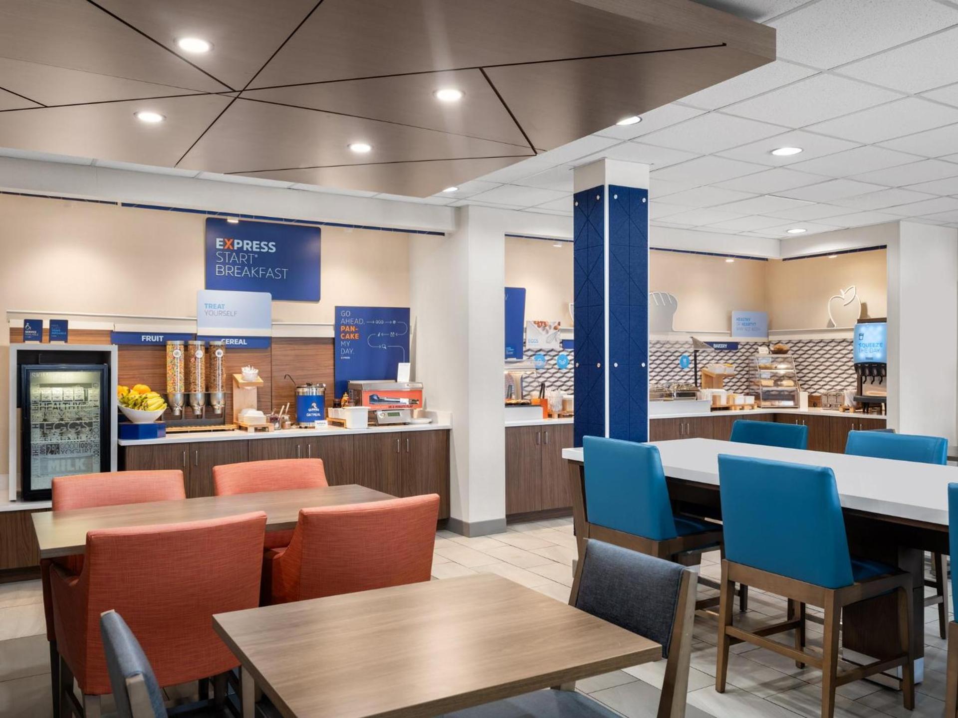 Holiday Inn Express Meadville (I-79 Exit 147a) by IHG photo 5