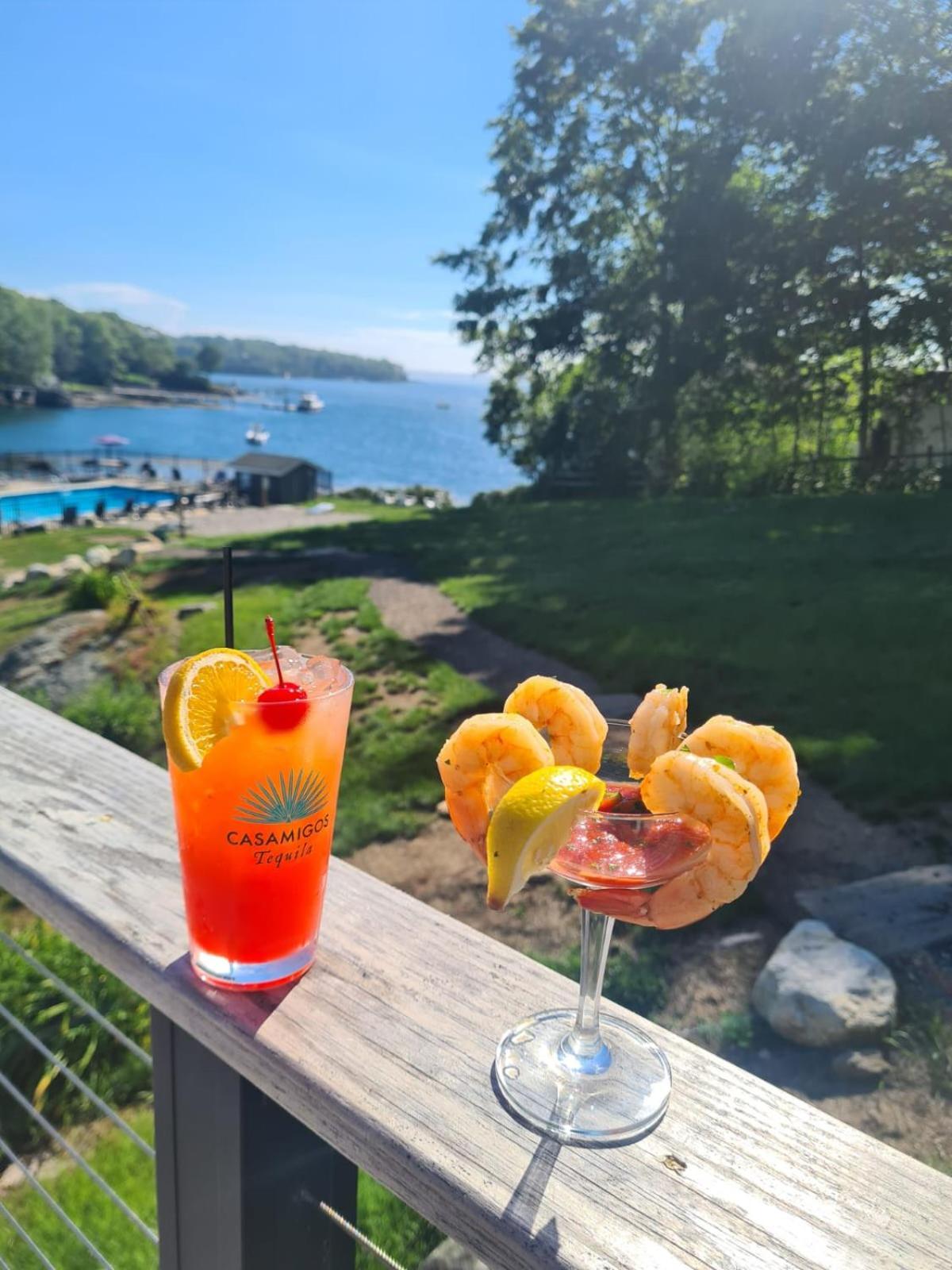 Smuggler's Cove Inn photo 35
