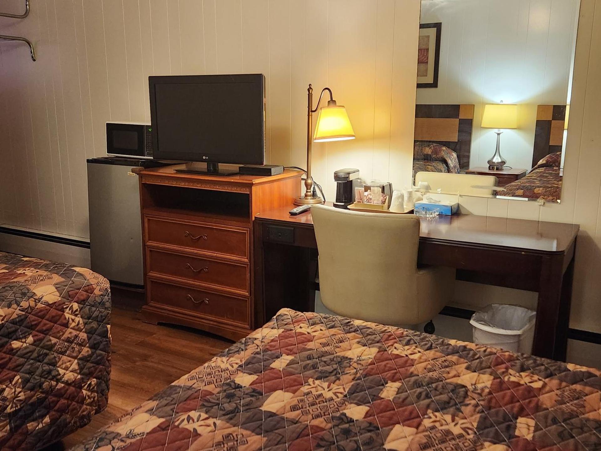 Cortland Motel photo 15