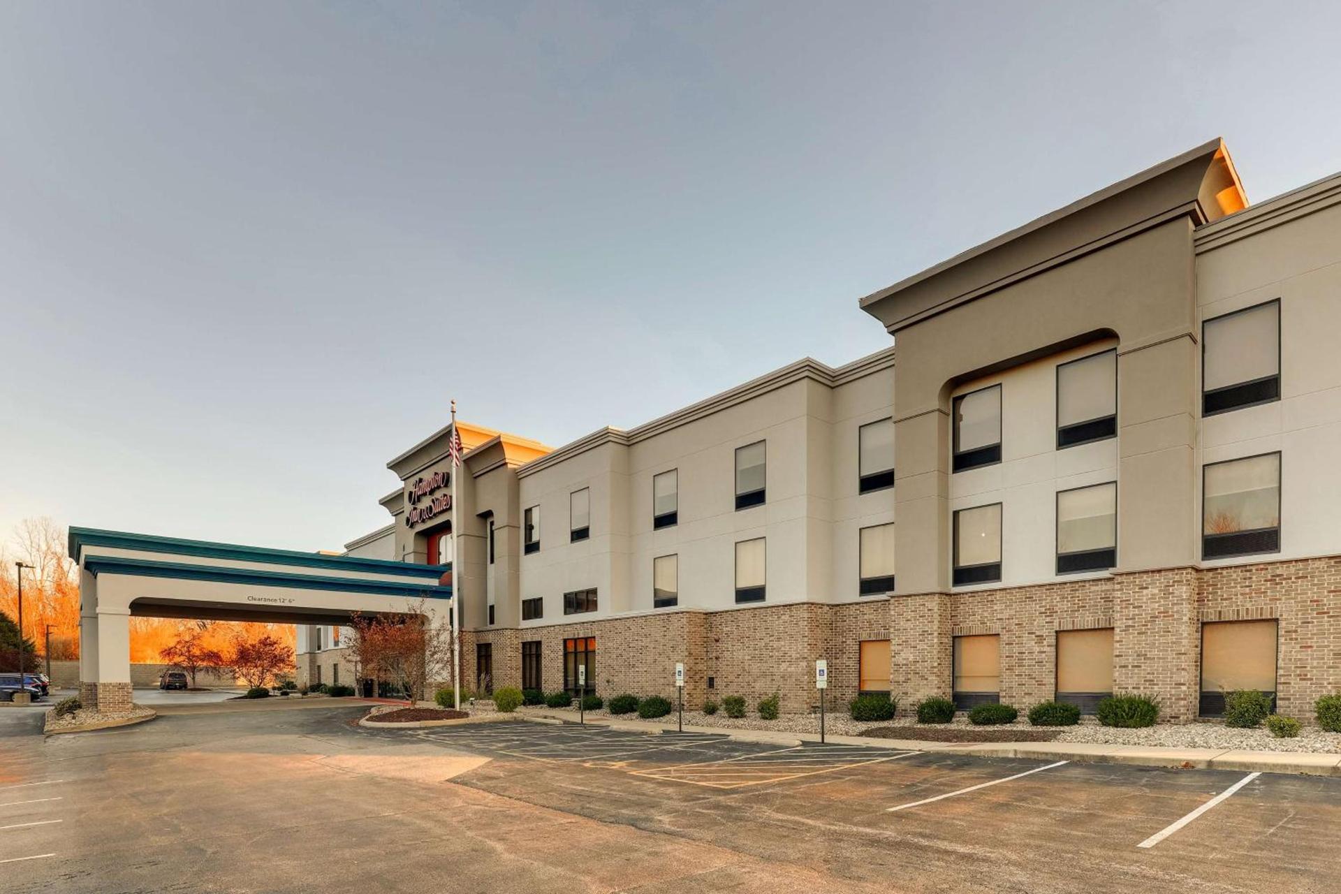 Hampton Inn & Suites St. Louis - Edwardsville photo 5