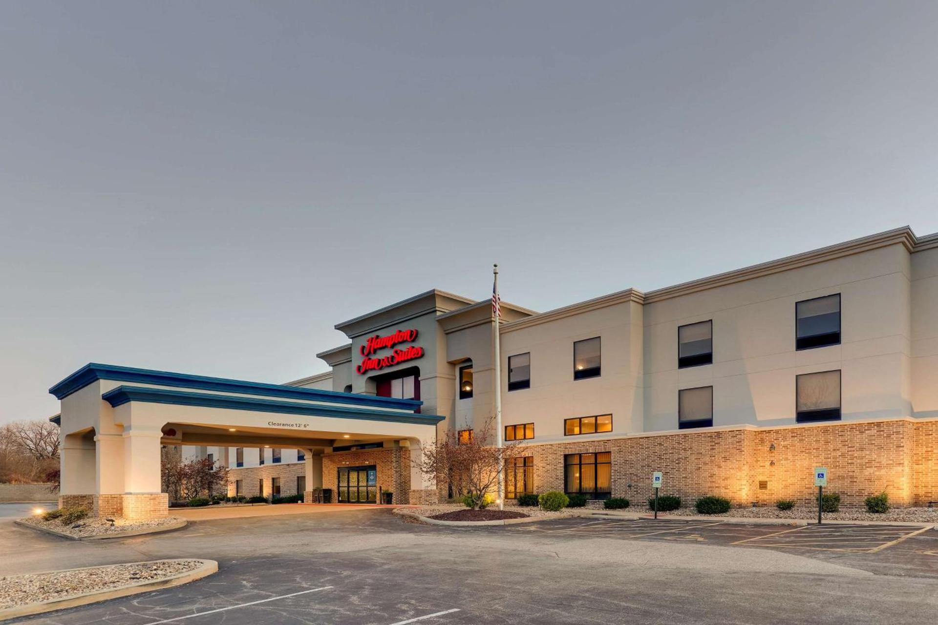 Hampton Inn & Suites St. Louis - Edwardsville photo 6