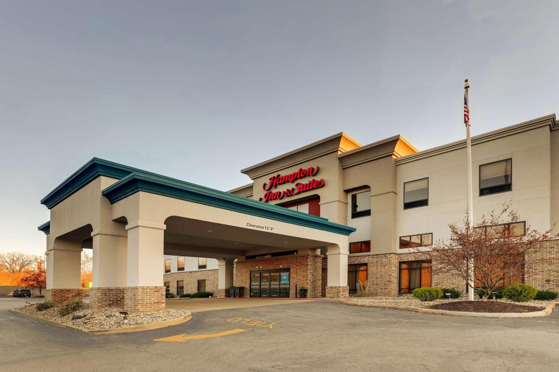 Hampton Inn & Suites St. Louis - Edwardsville photo 7