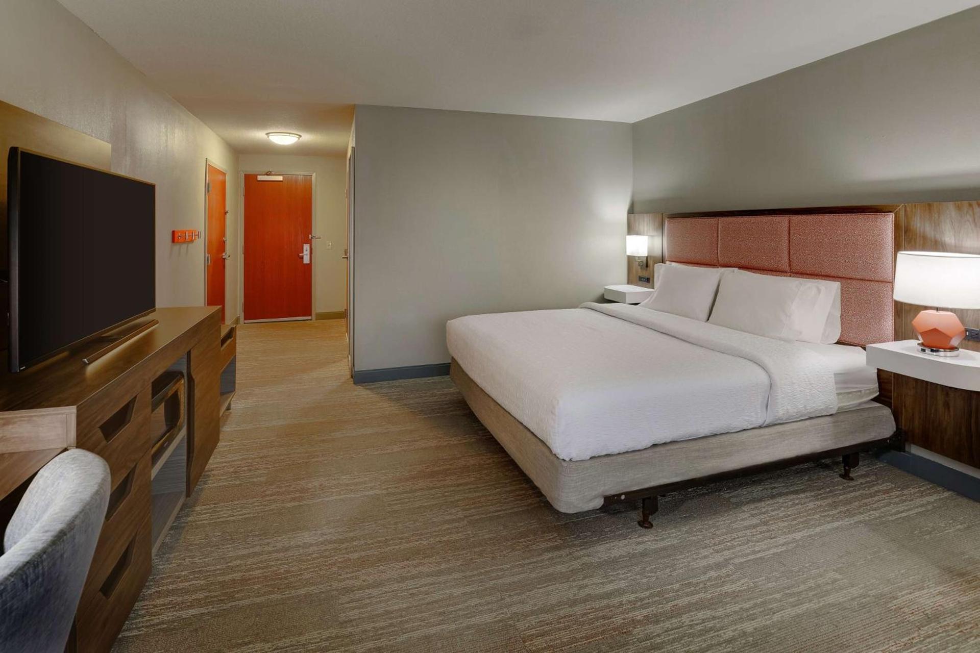 Hampton Inn & Suites St. Louis - Edwardsville photo 22