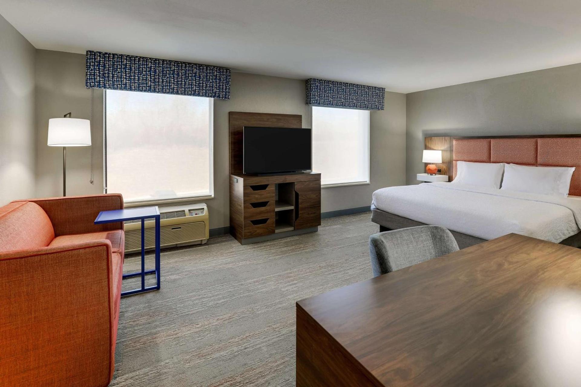 Hampton Inn & Suites St. Louis - Edwardsville photo 26