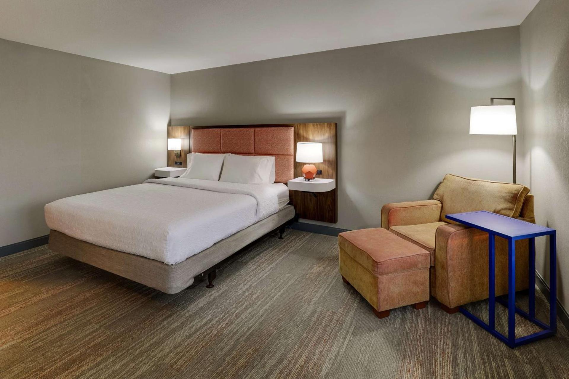 Hampton Inn & Suites St. Louis - Edwardsville photo 27