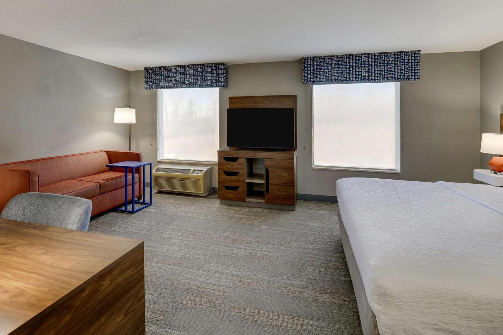 Hampton Inn & Suites St. Louis - Edwardsville photo 29