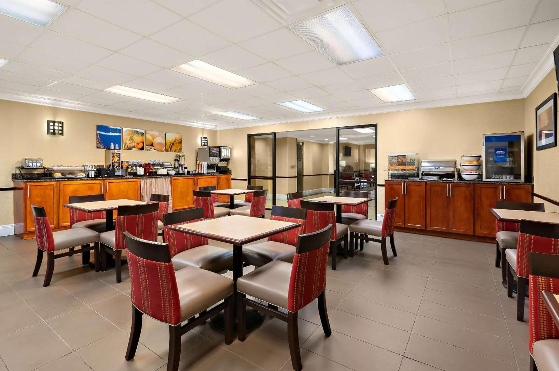 Comfort Inn New Orleans Airport South photo 31