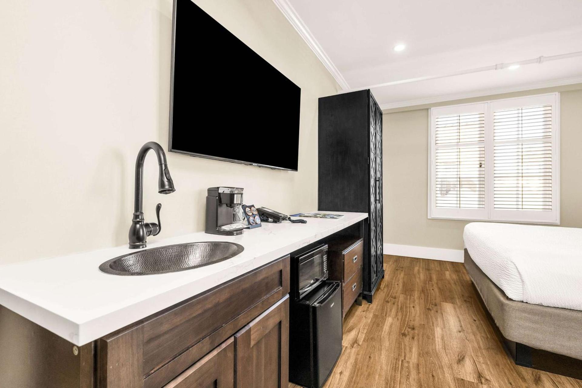 Hotel Petaluma, Tapestry Collection by Hilton photo 25