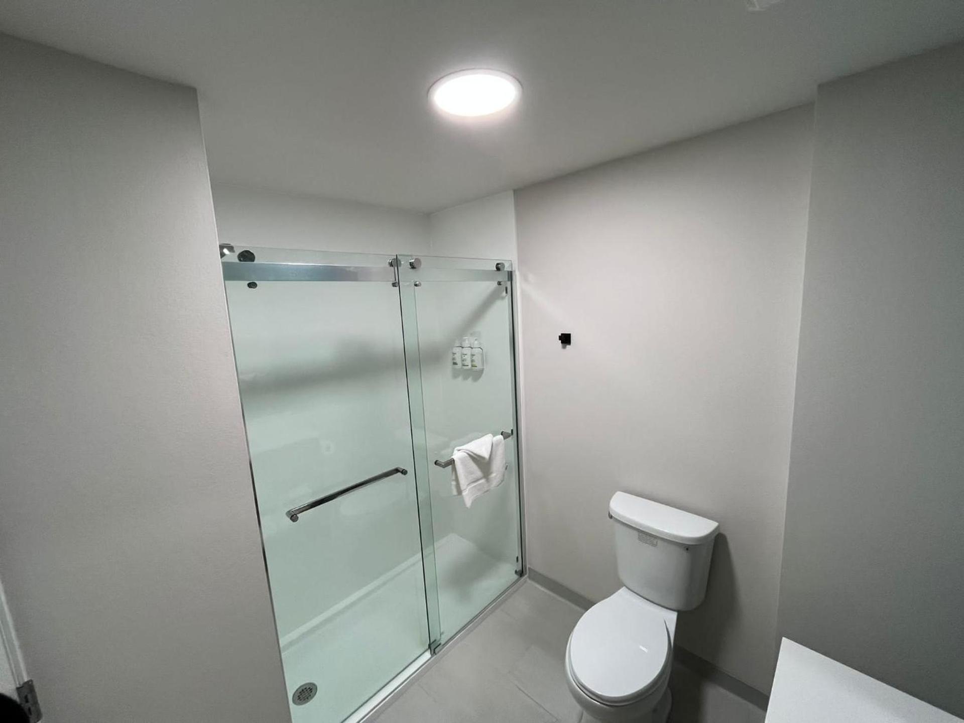 Wingate Suites By Wyndham Mansfield Ontario photo 39
