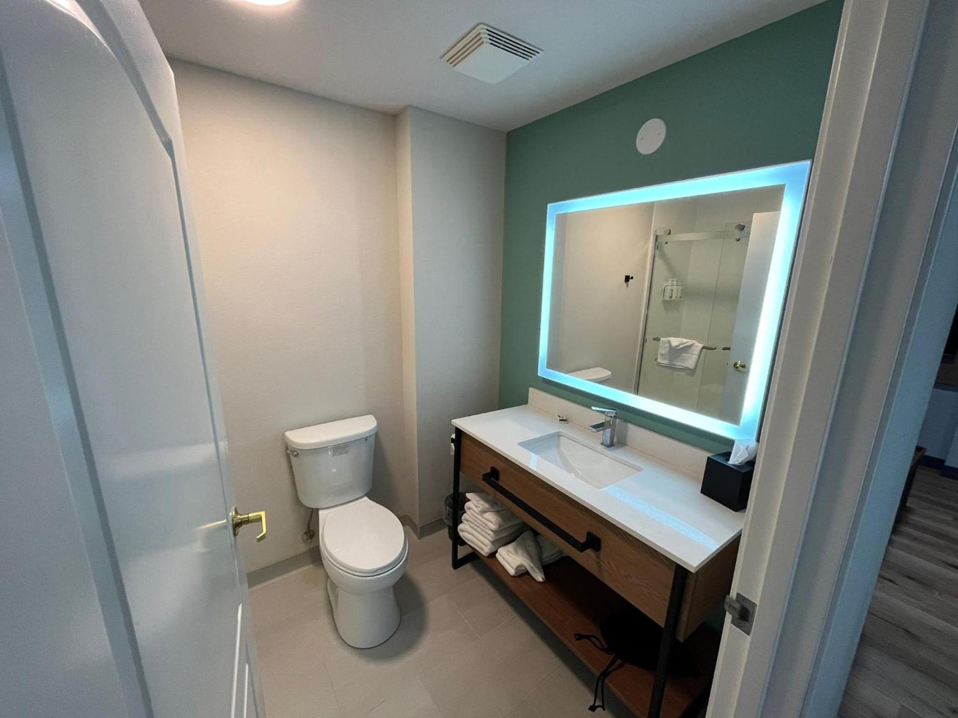Wingate Suites By Wyndham Mansfield Ontario photo 34