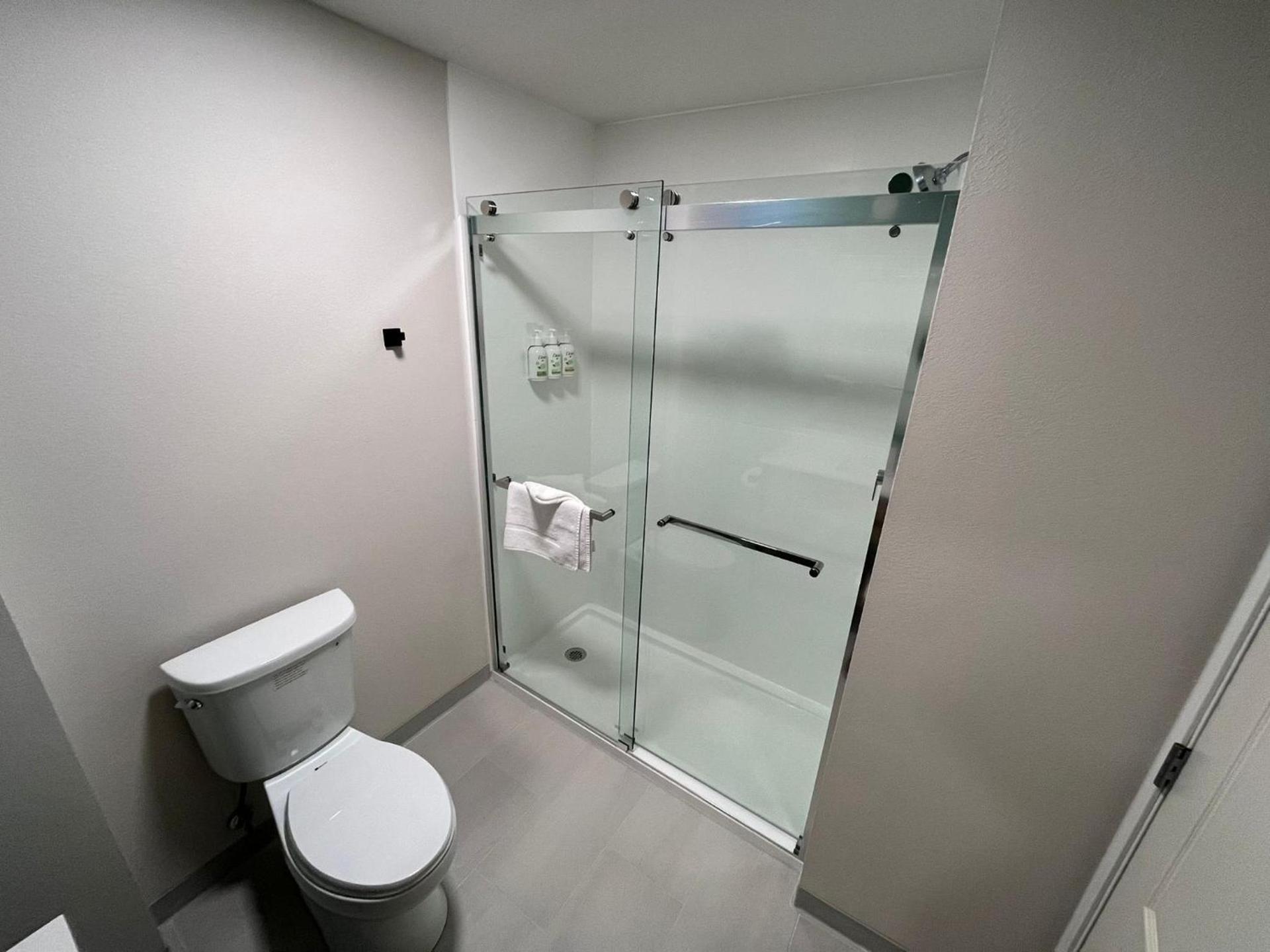 Wingate Suites By Wyndham Mansfield Ontario photo 22