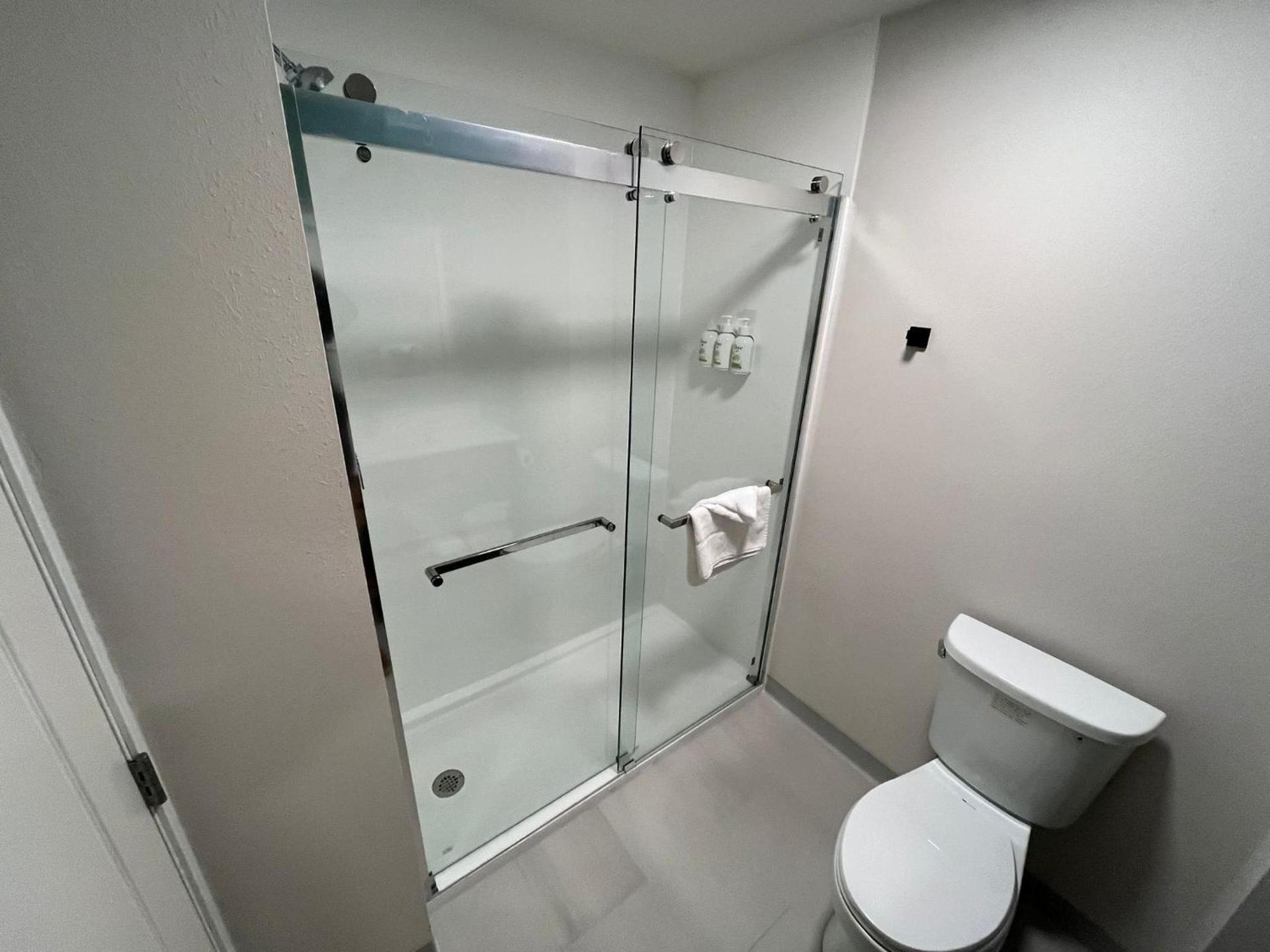 Wingate Suites By Wyndham Mansfield Ontario photo 18