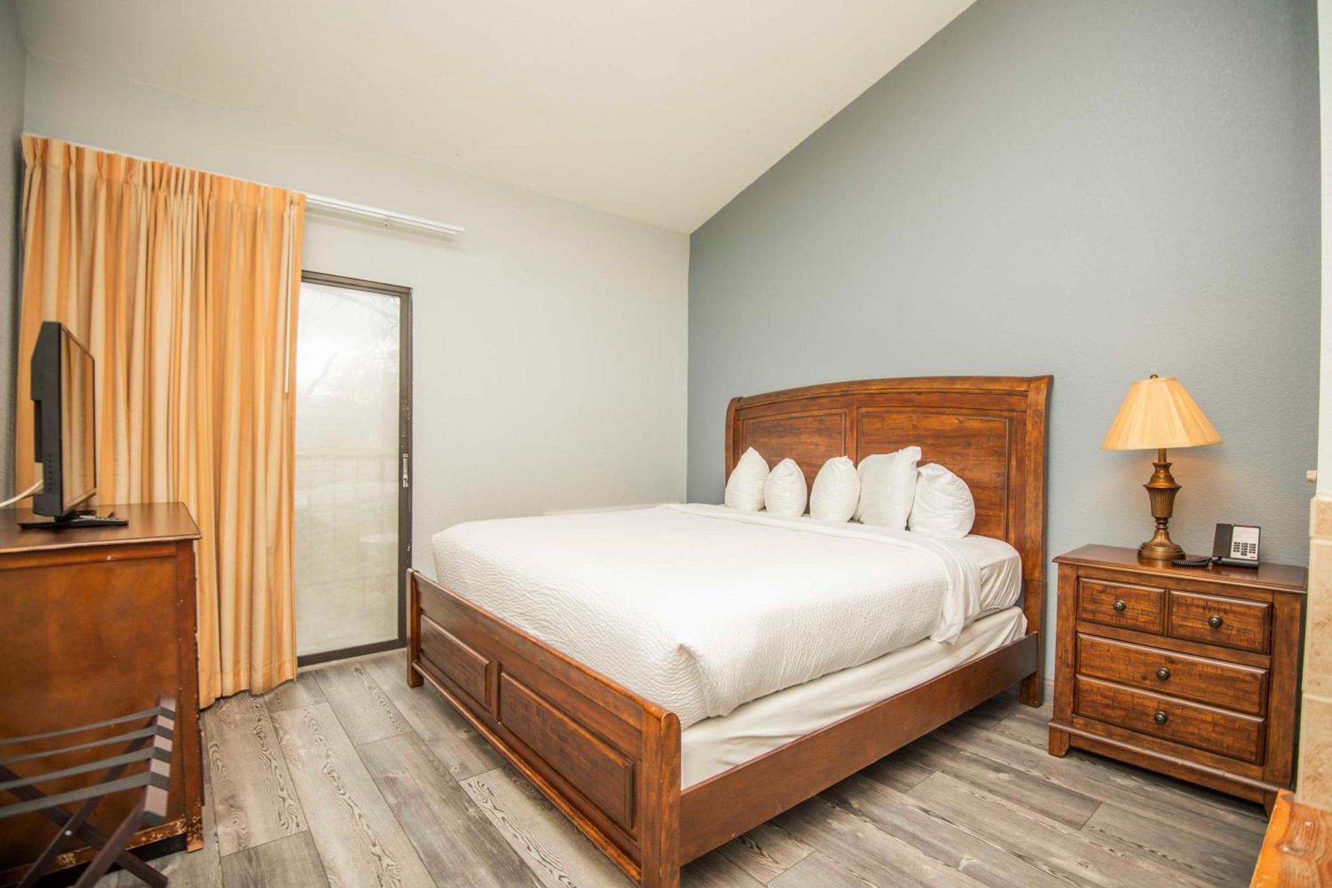 Tremont Lodge & Resort photo 85