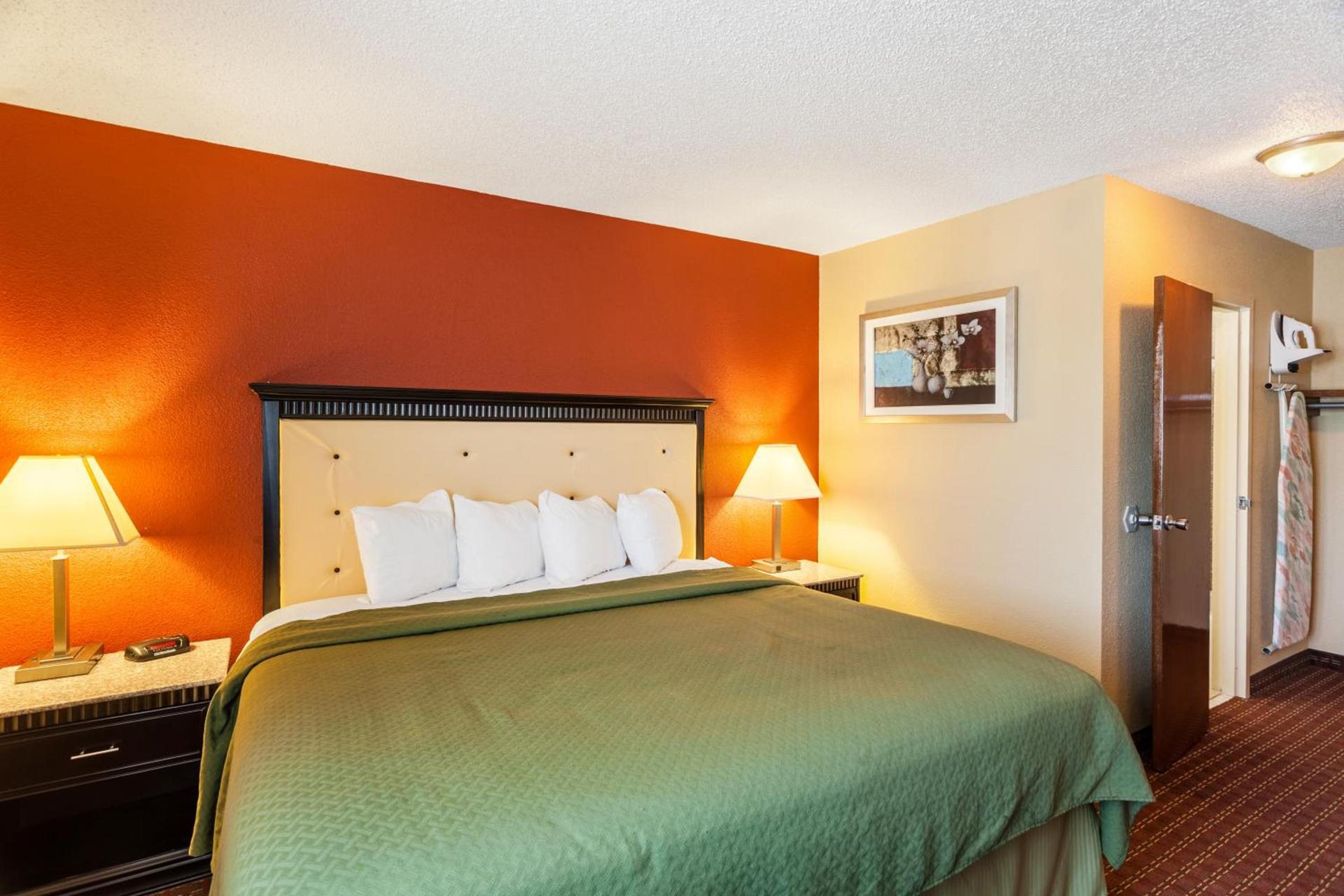 Quality Inn & Suites Lincoln South photo 32