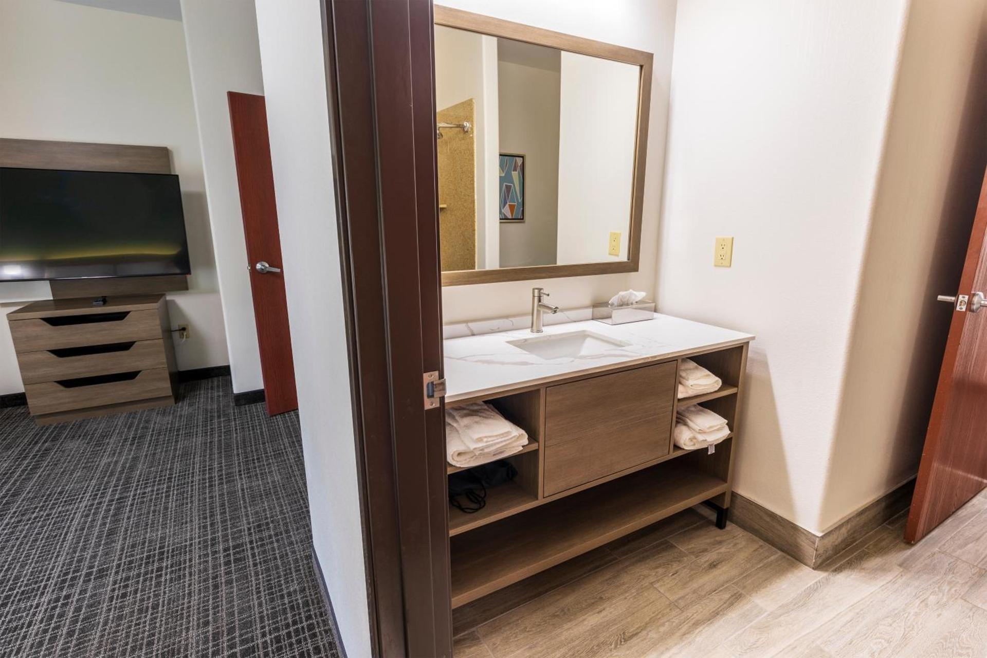 Comfort Inn & Suites New Iberia - Avery Island photo 66