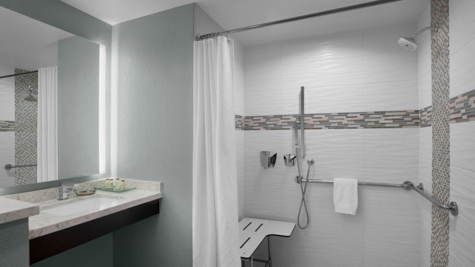 Renaissance Indianapolis North Hotel photo 11