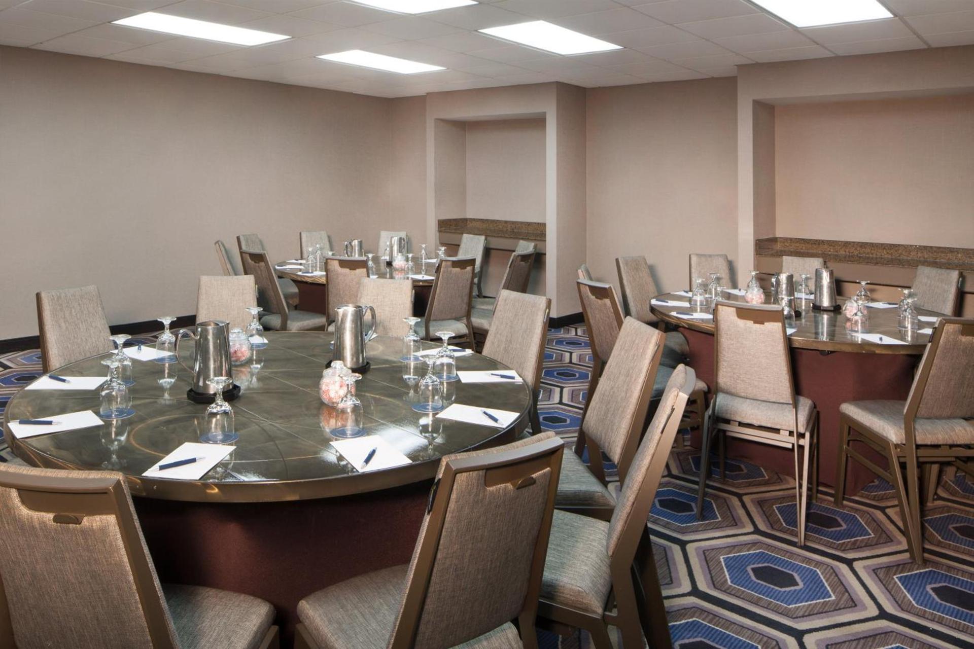 Sheraton Bucks County Langhorne photo 49