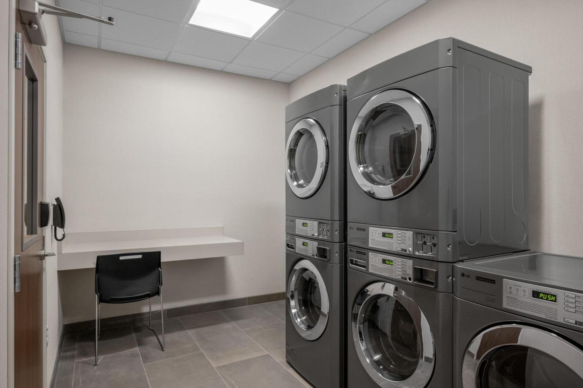 Courtyard by Marriott Pocatello photo 10