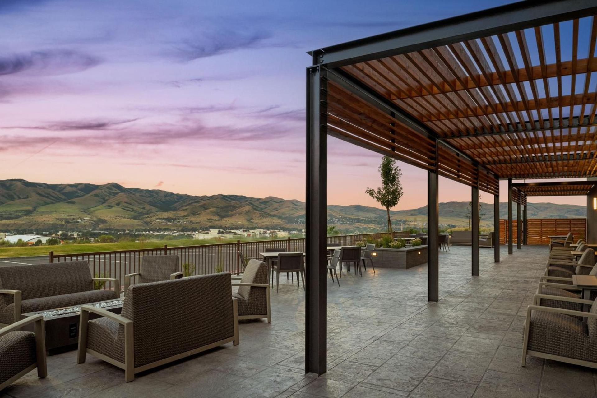 Courtyard by Marriott Pocatello photo 11