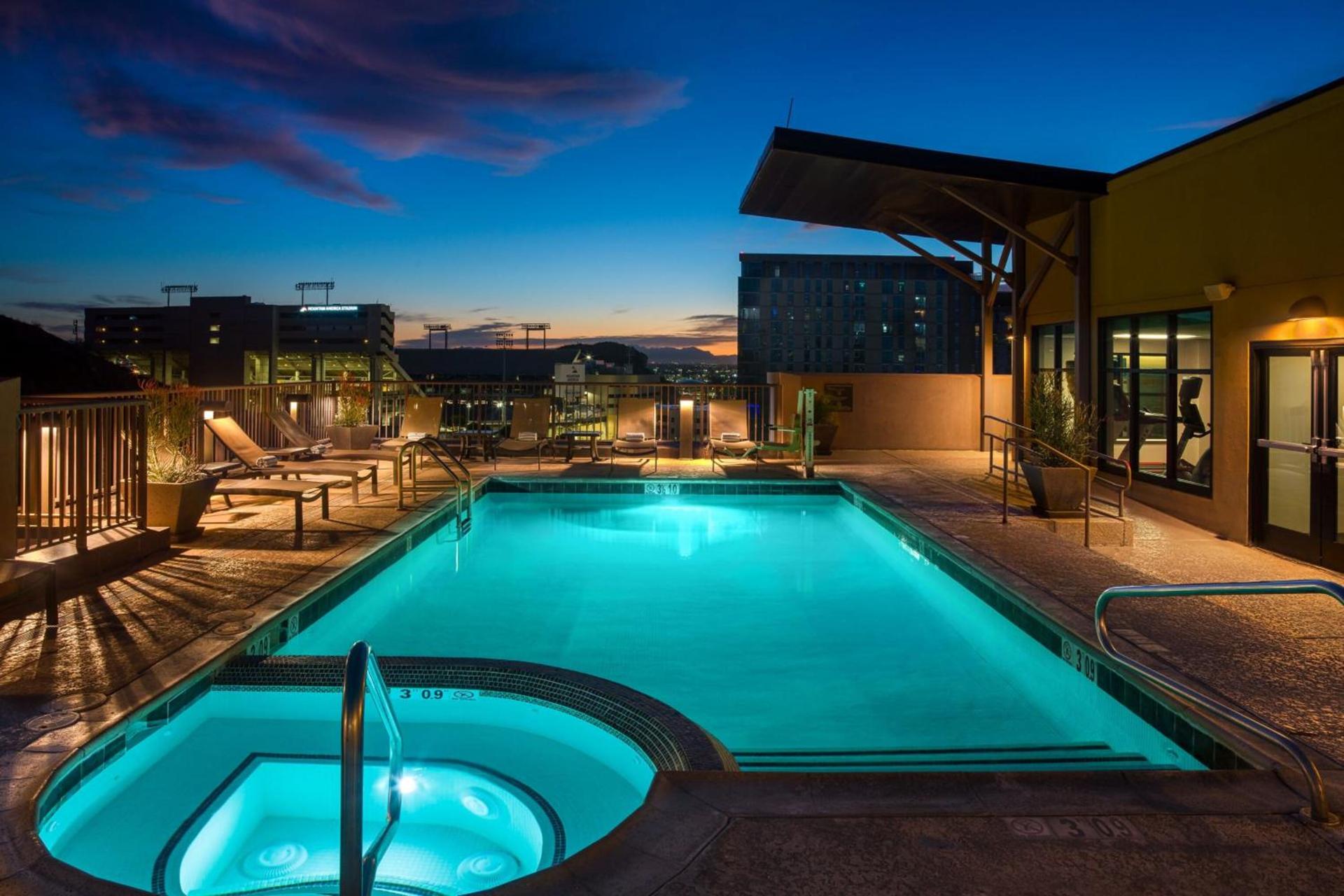 Residence Inn by Marriott Tempe Downtown/University photo 31