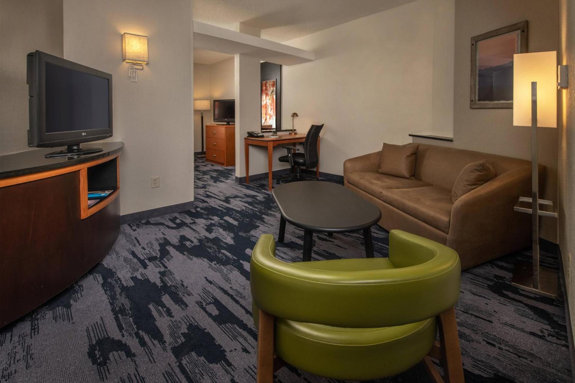 Fairfield Inn and Suites by Marriott Harrisonburg photo 12