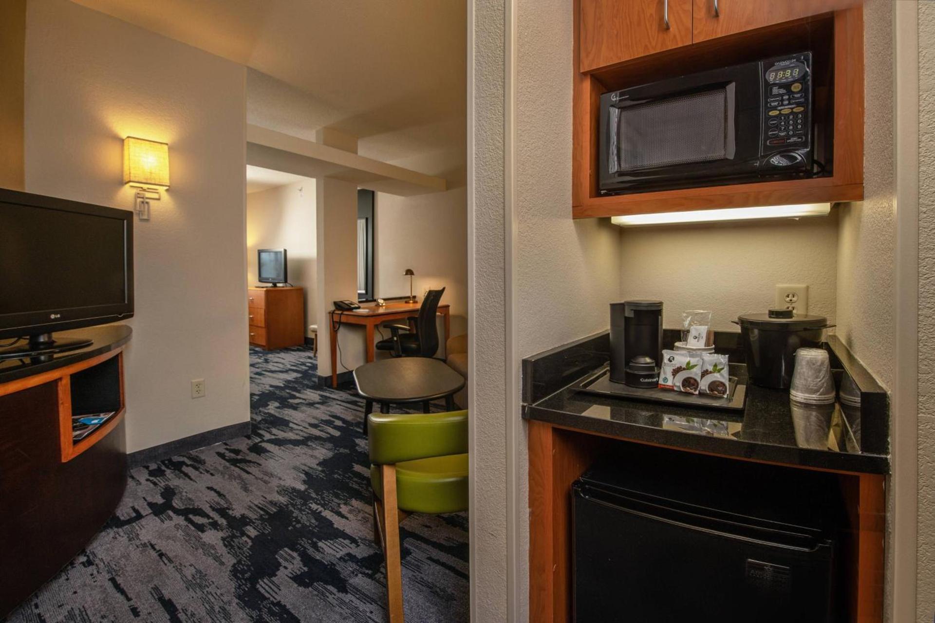Fairfield Inn and Suites by Marriott Harrisonburg photo 16