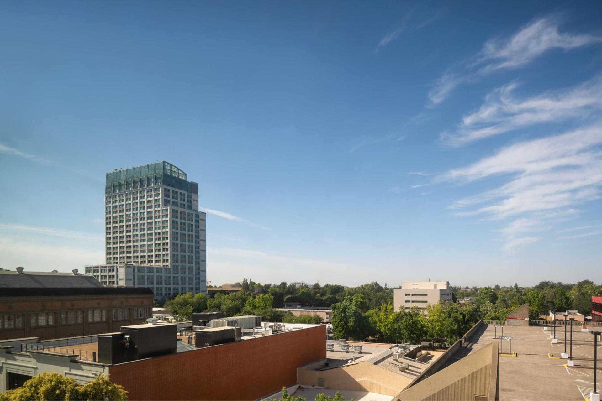 Sheraton Grand Sacramento photo 11