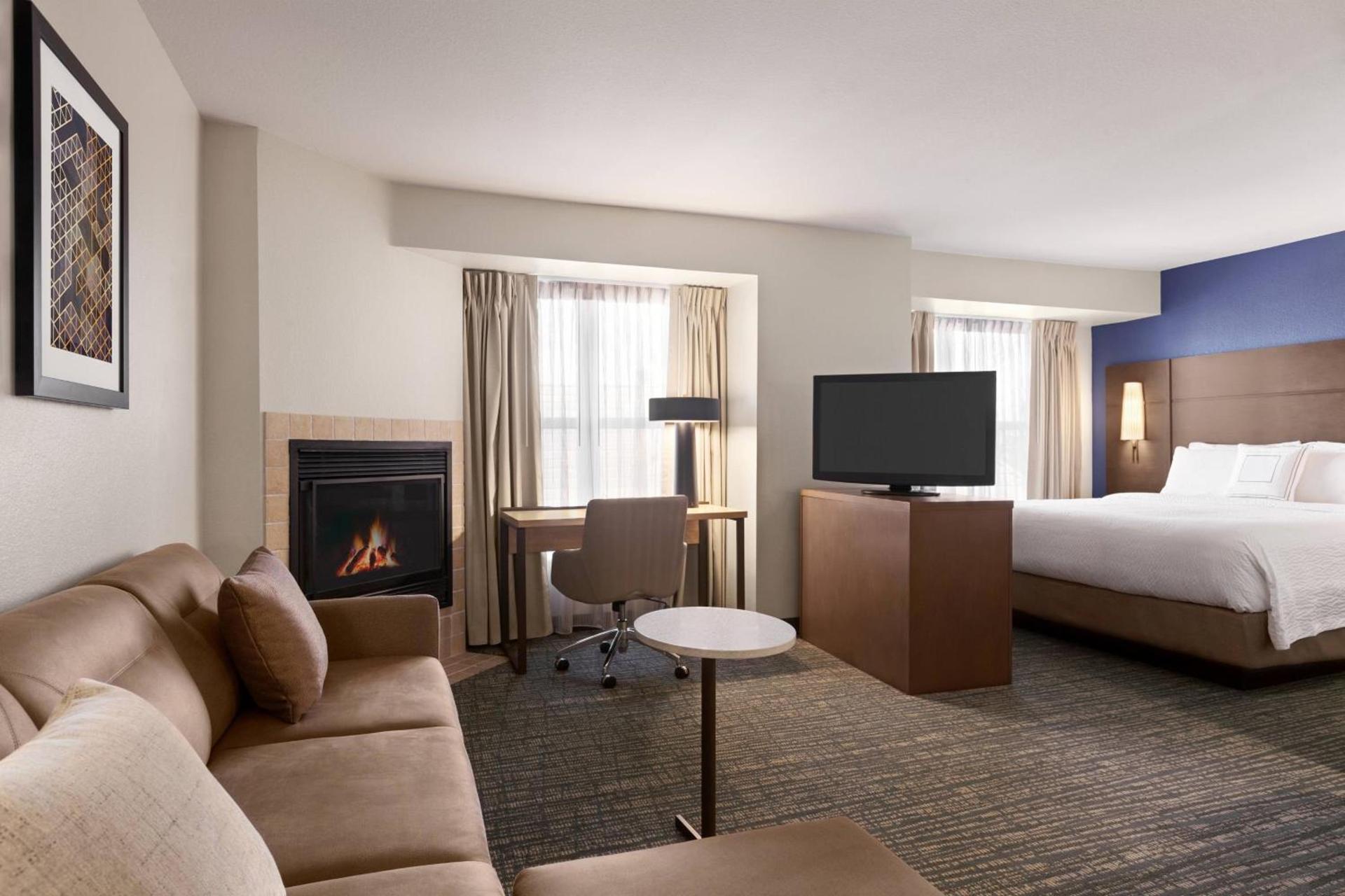 Residence Inn by Marriott Salinas Monterey photo 7