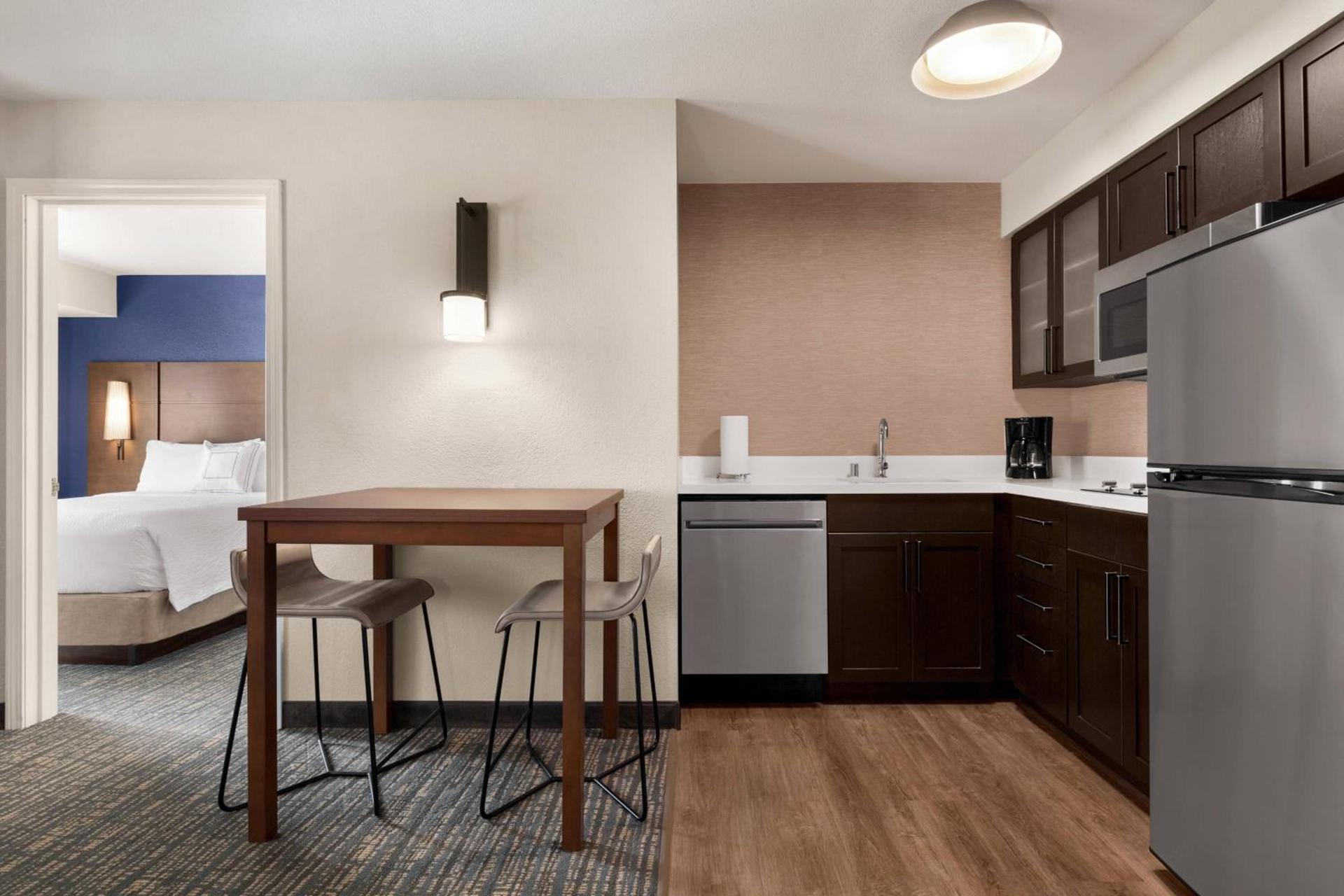 Residence Inn by Marriott Salinas Monterey photo 12
