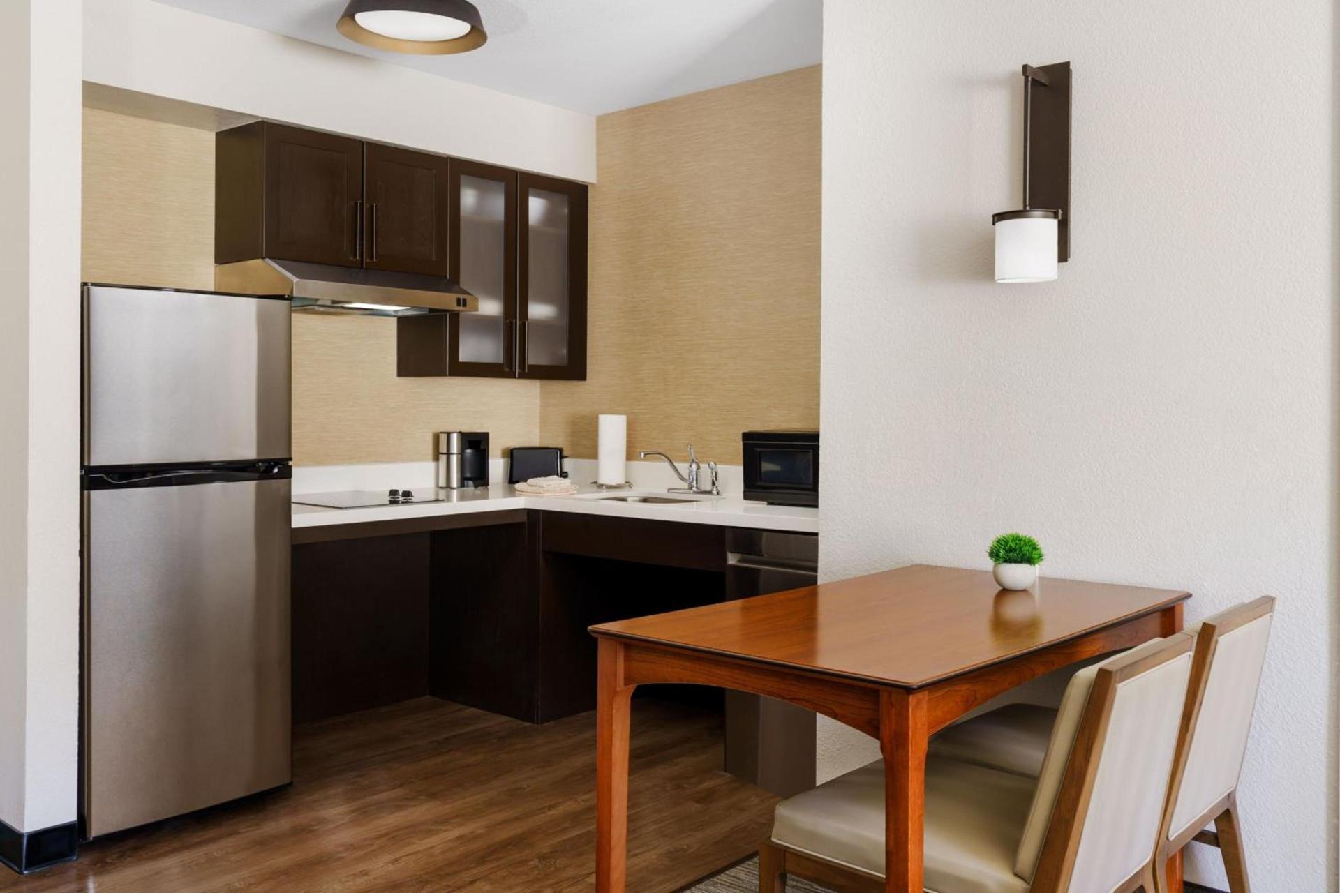 Residence Inn by Marriott Salinas Monterey photo 17