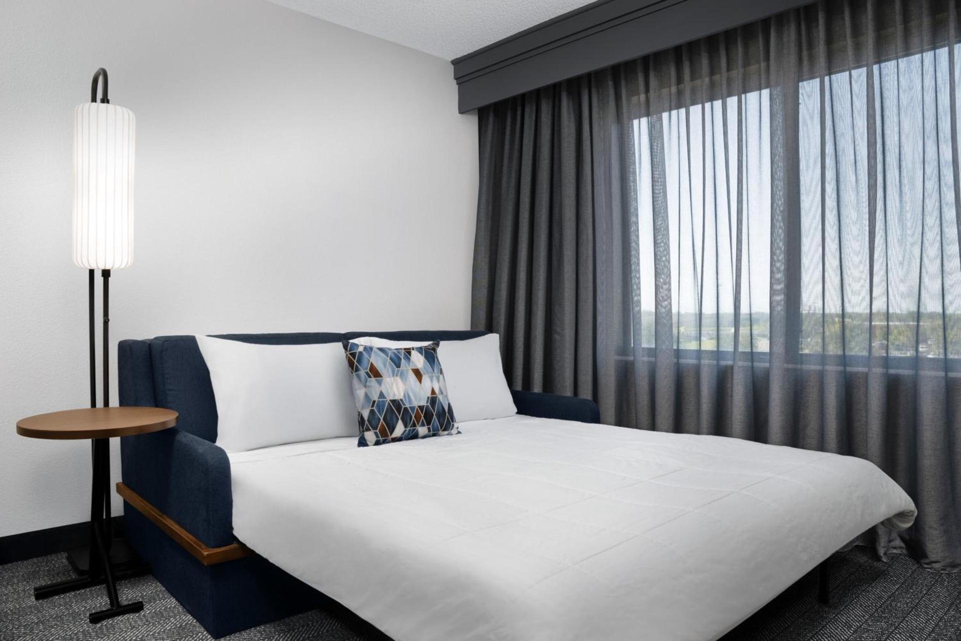 Courtyard by Marriott Lakeland photo 23
