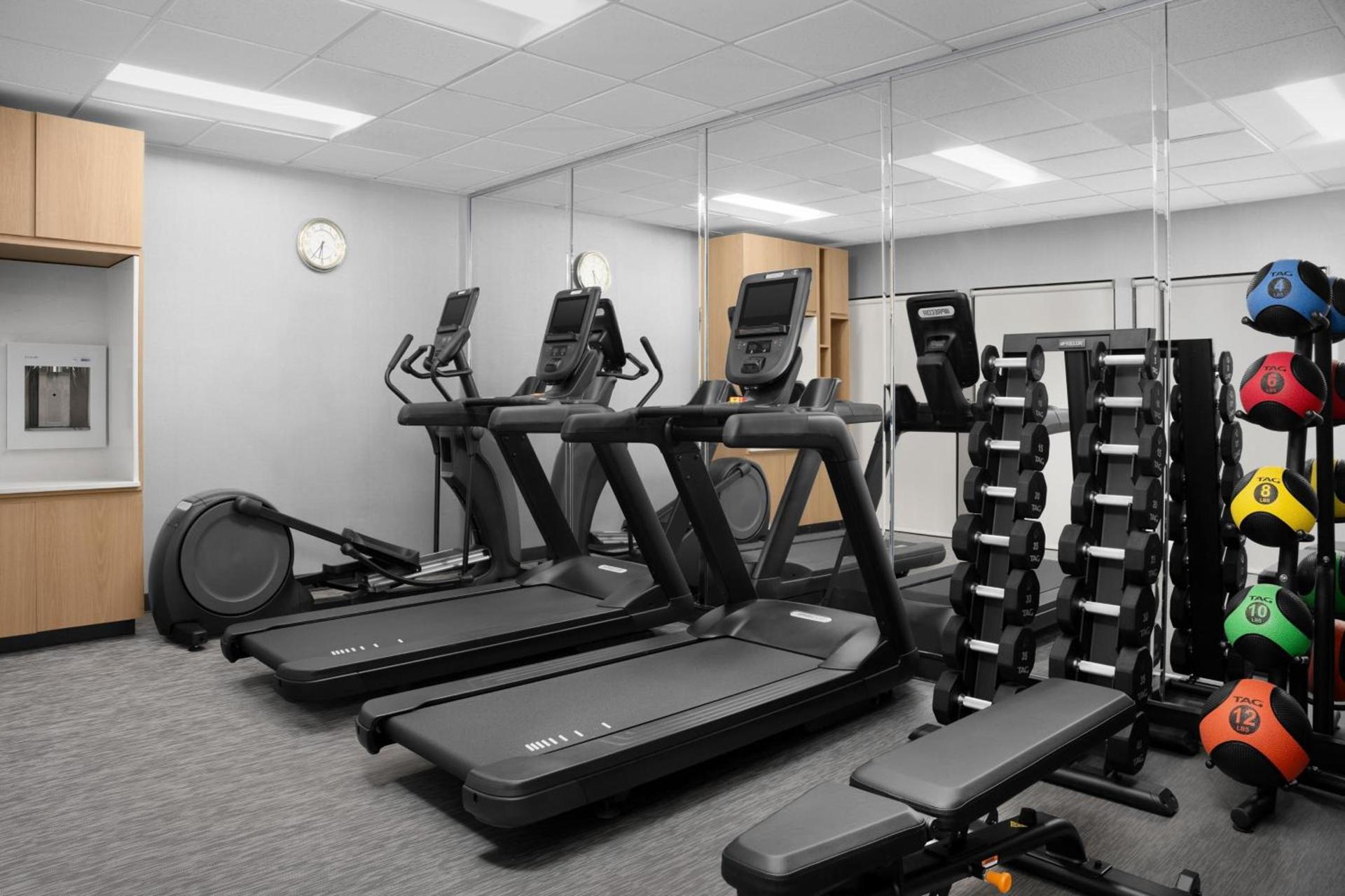 Courtyard by Marriott Lakeland photo 32