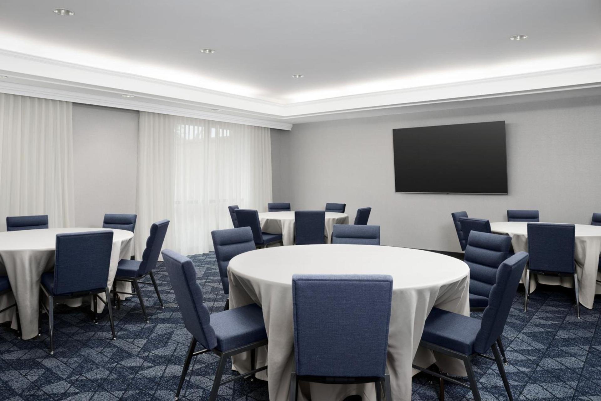 Courtyard by Marriott Lakeland photo 35