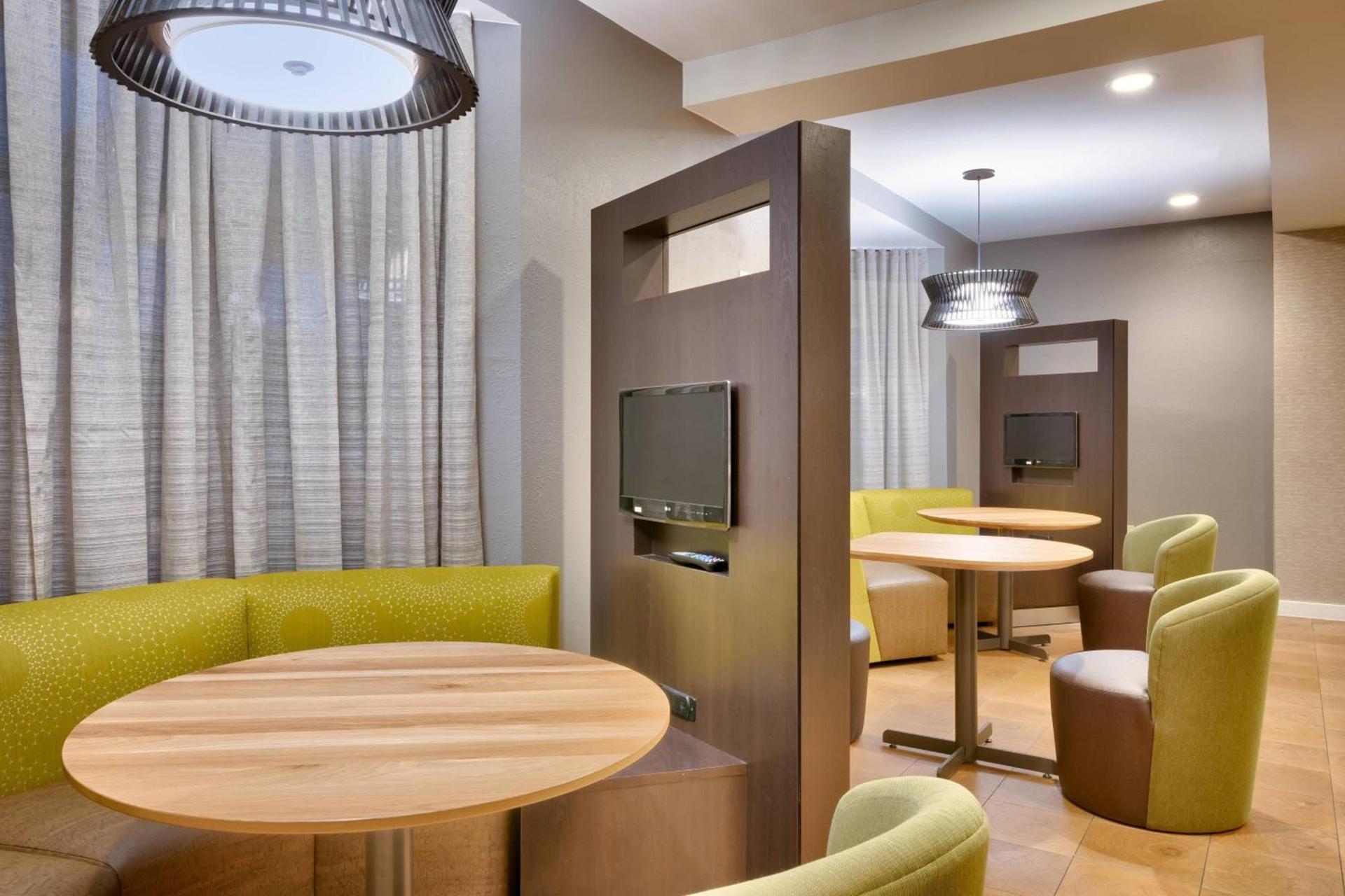 Courtyard by Marriott Oklahoma City Northwest photo 32