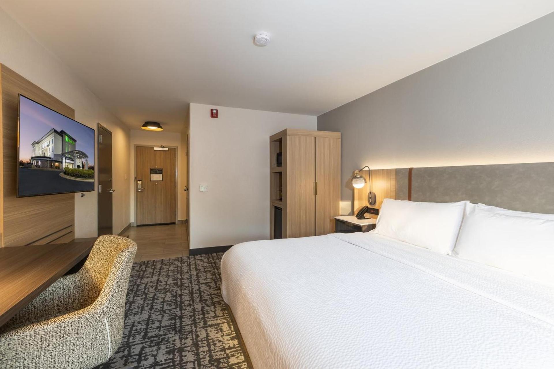 Holiday Inn Anderson by IHG photo 36