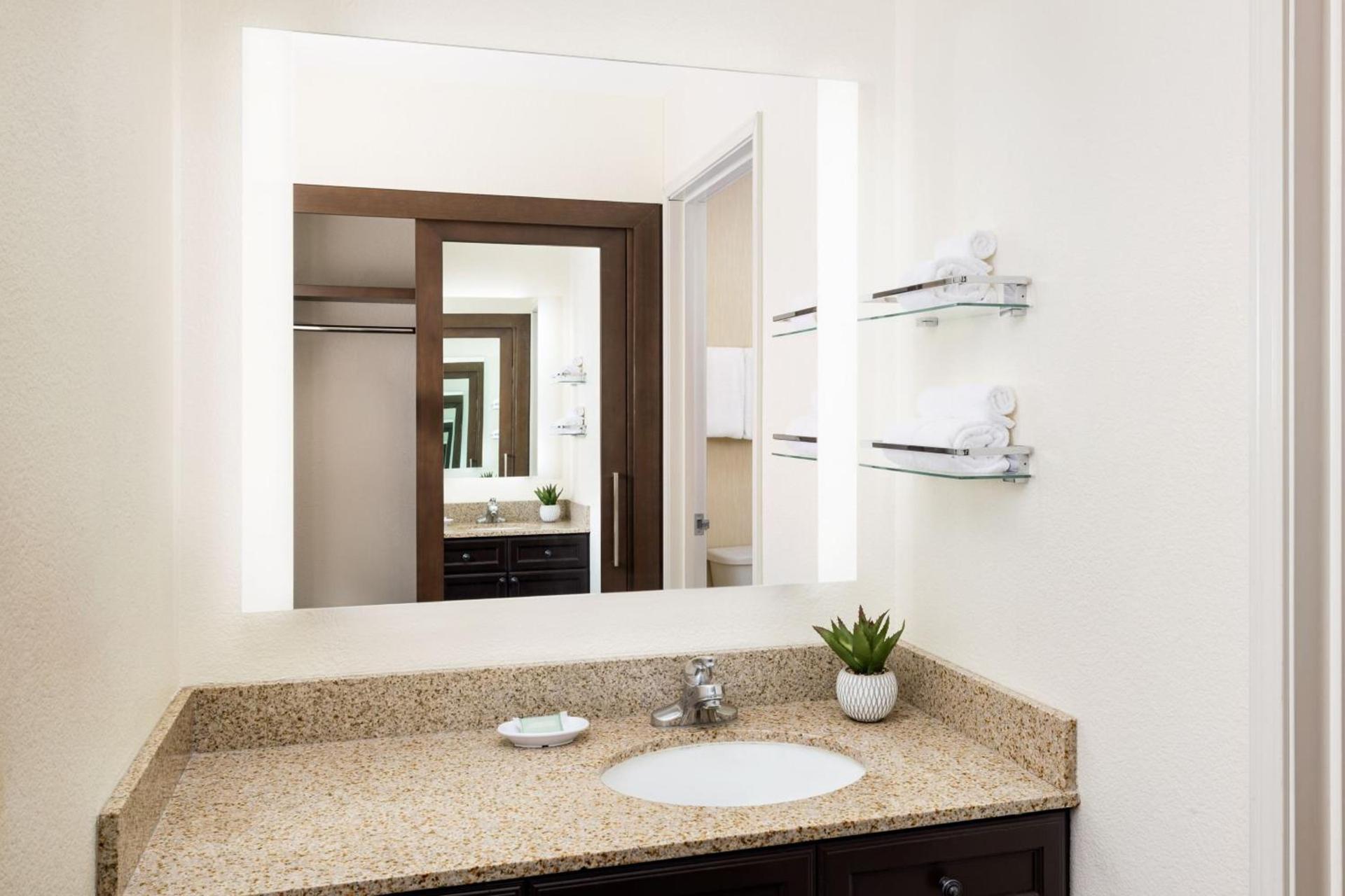 Residence Inn By Marriott Las Vegas Stadium Area photo 17