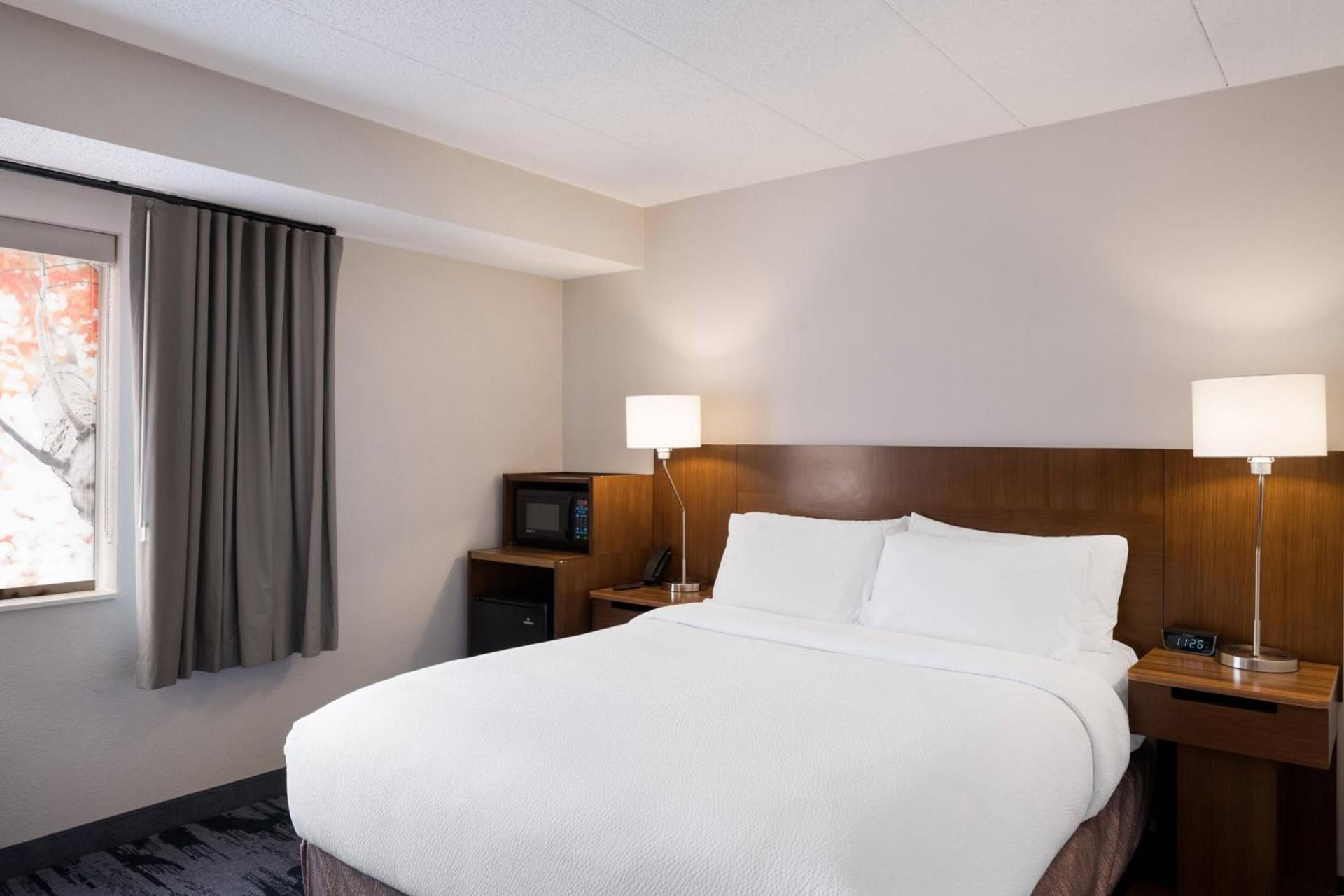 Fairfield Inn by Marriott Amesbury photo 24
