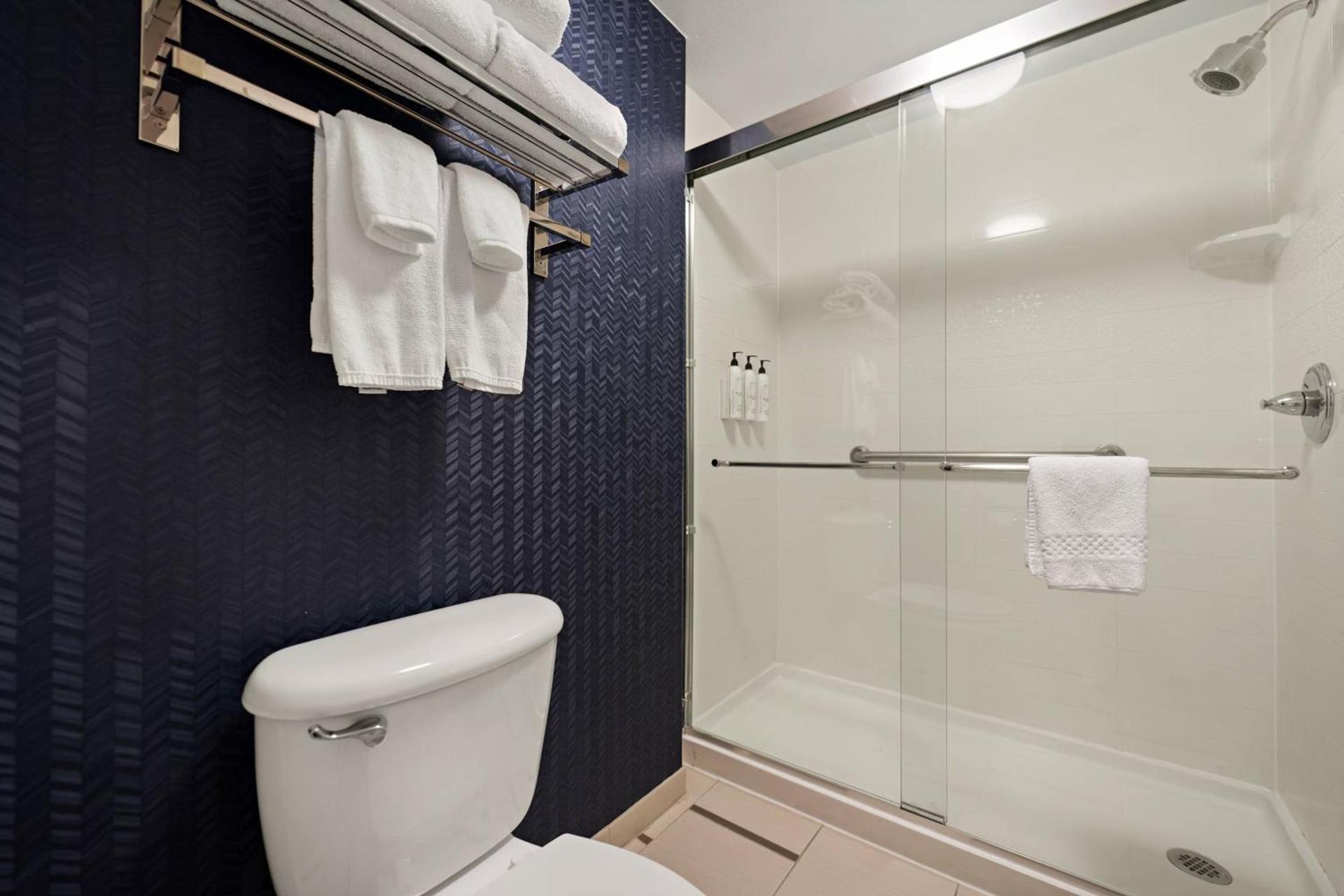 Fairfield Inn by Marriott Amesbury photo 34