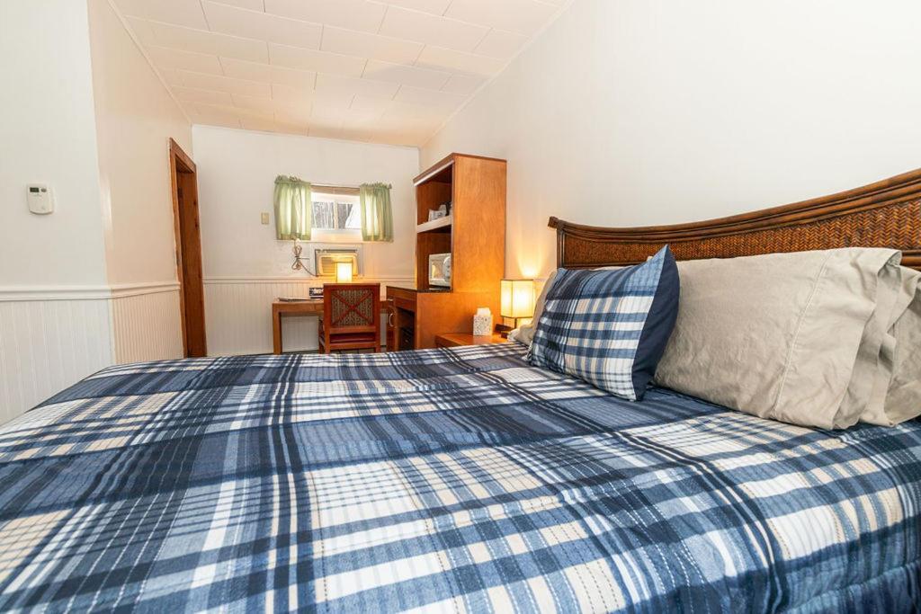 West Bethel Motel photo 10