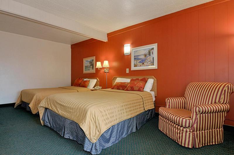 Townhouse Motel photo 3
