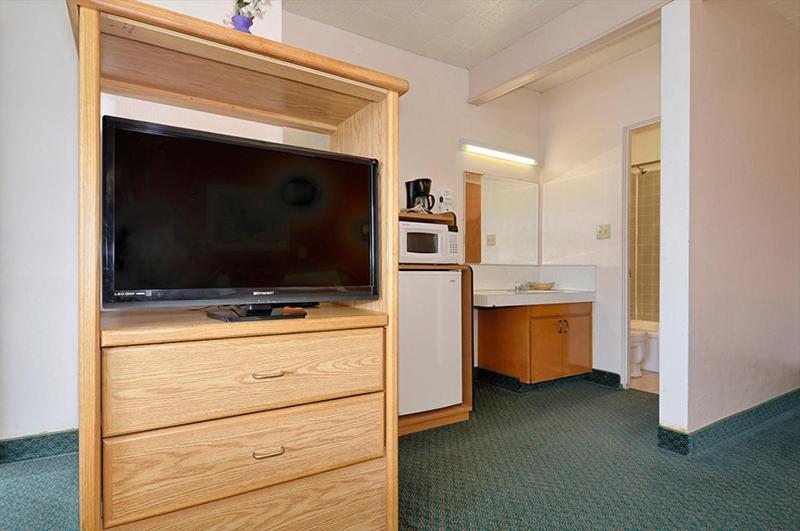 Townhouse Motel photo 4