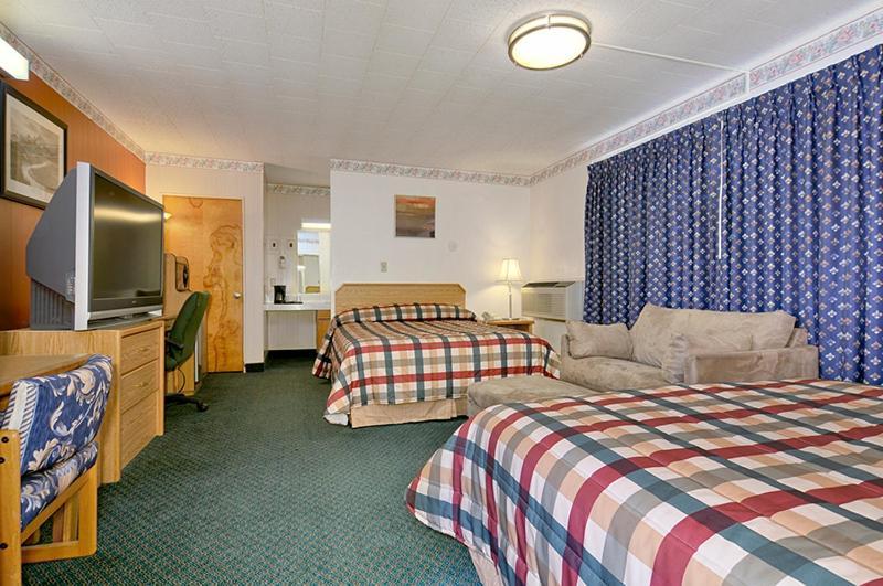 Townhouse Motel photo 7
