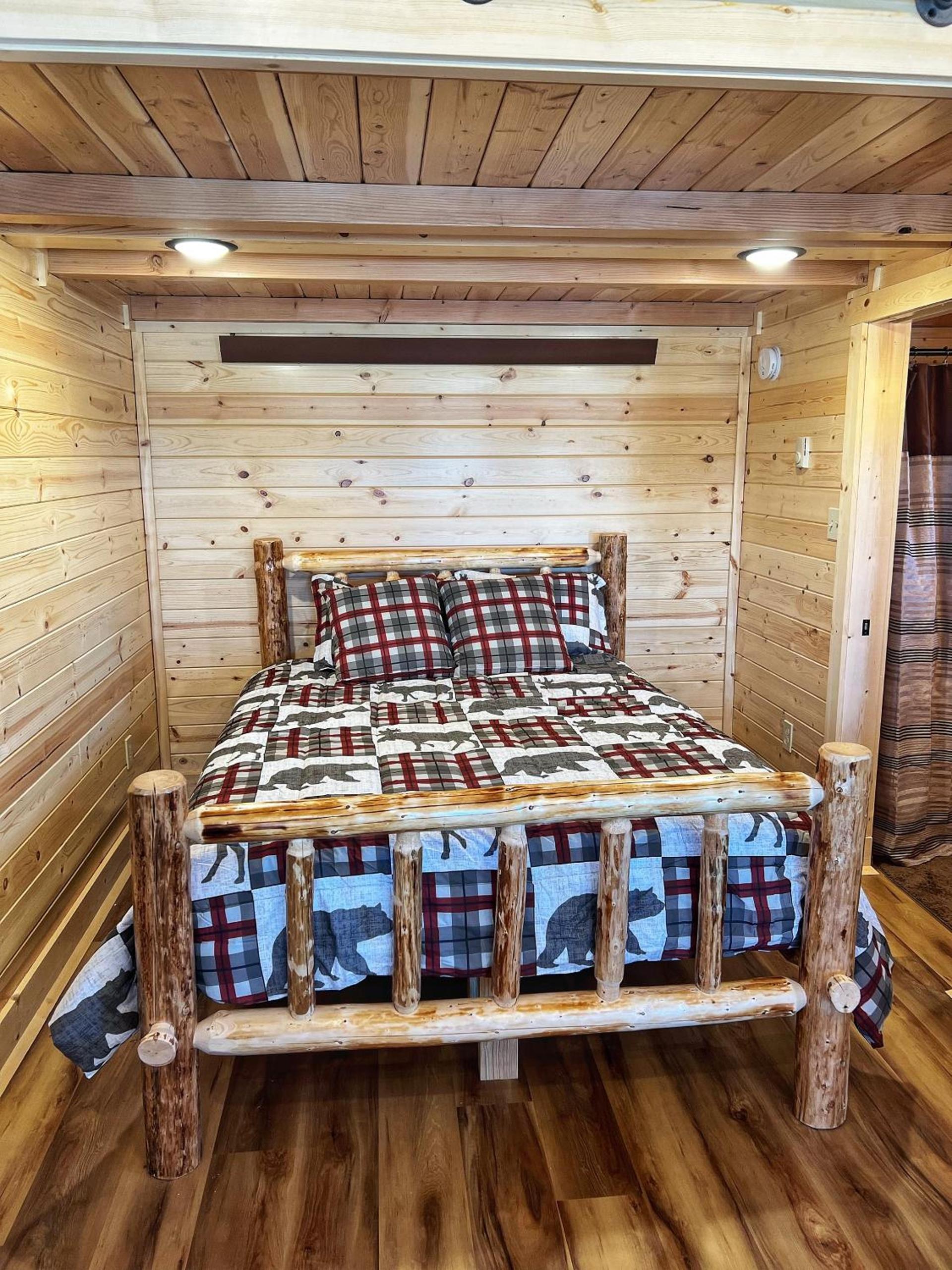 The Lodge at Devils Tower photo 88