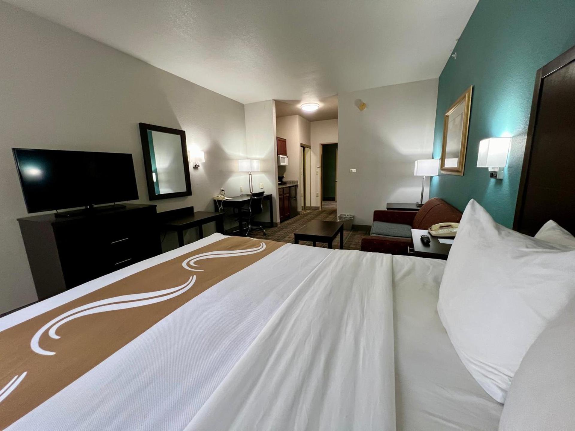 Quality Inn & Suites Near University photo 22