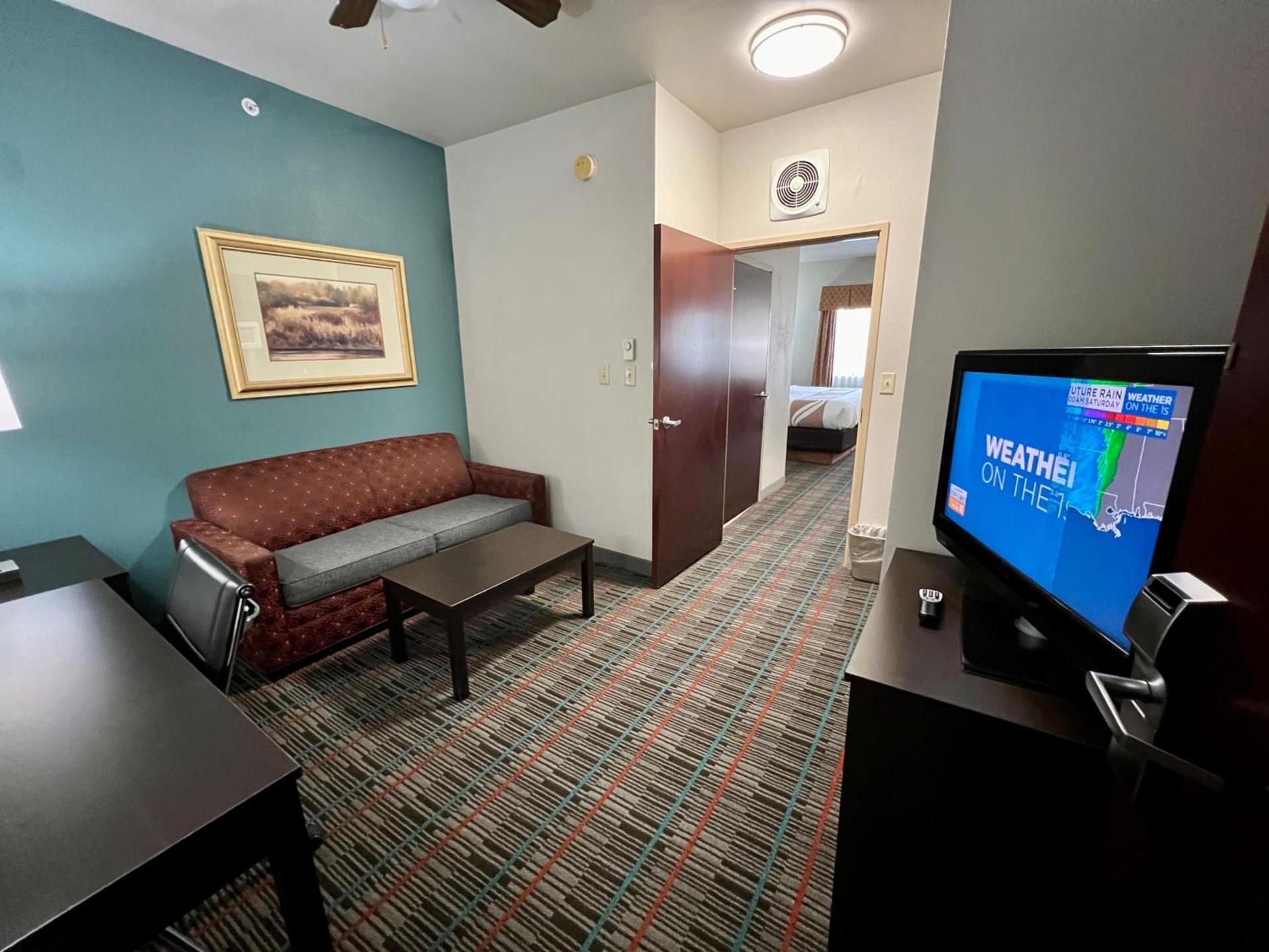 Quality Inn & Suites Near University photo 14