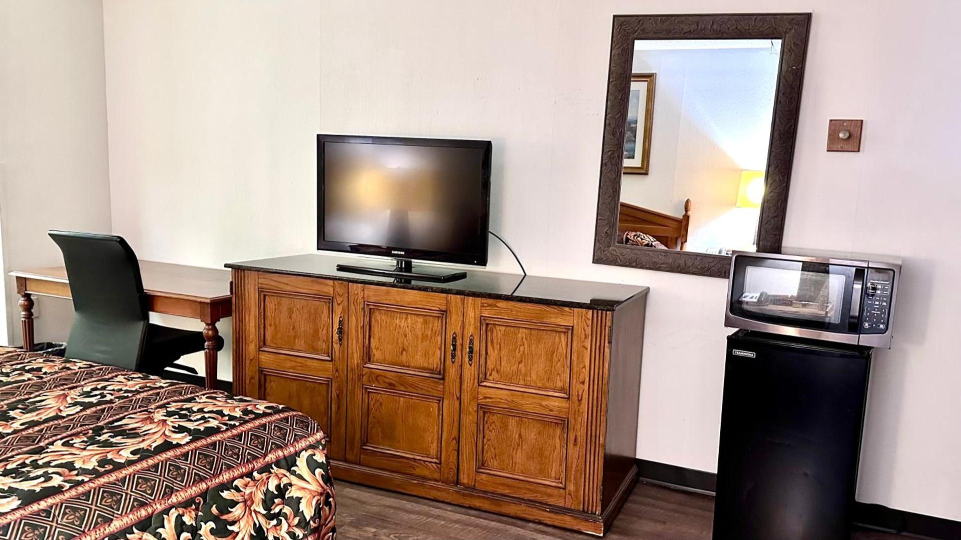 Executive Inn photo 7