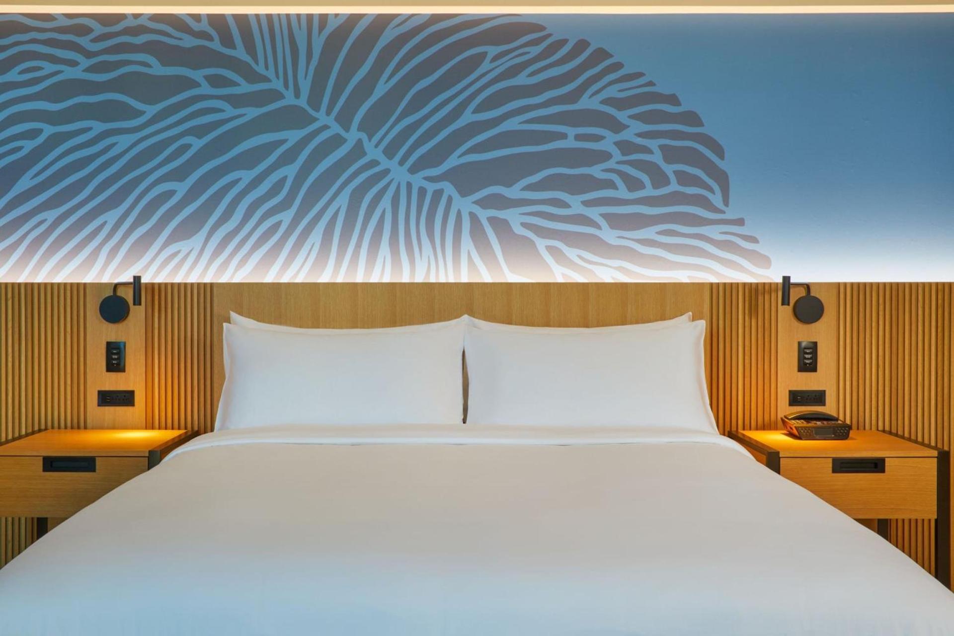 Renaissance Honolulu Hotel & Spa photo 18
