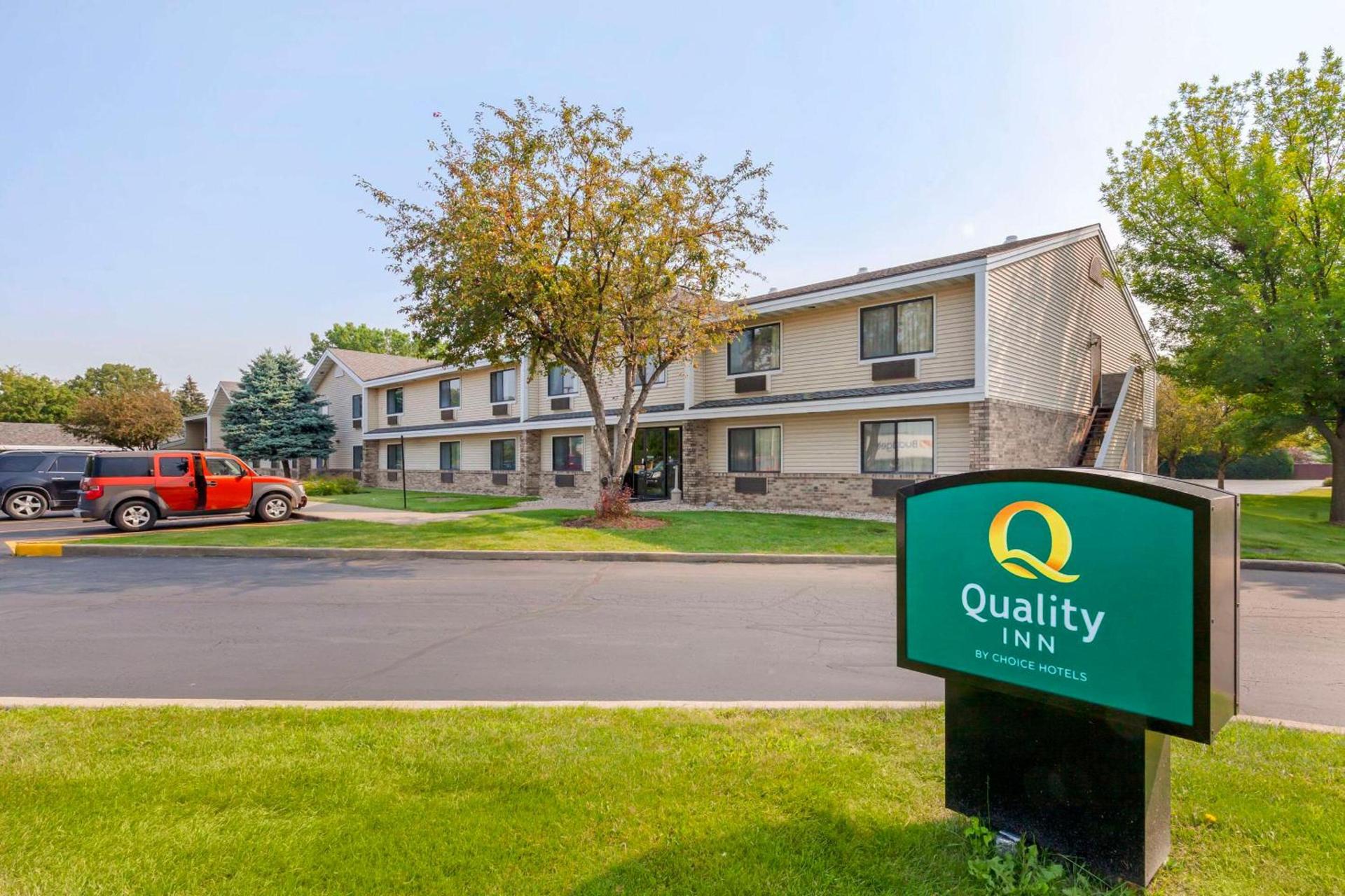 Quality Inn Oshkosh Aviation Park photo 3